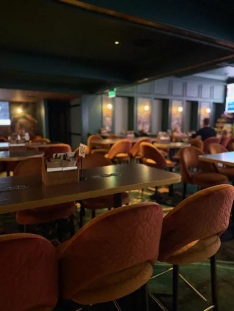 Lounge or bar in The Queens Gladstone