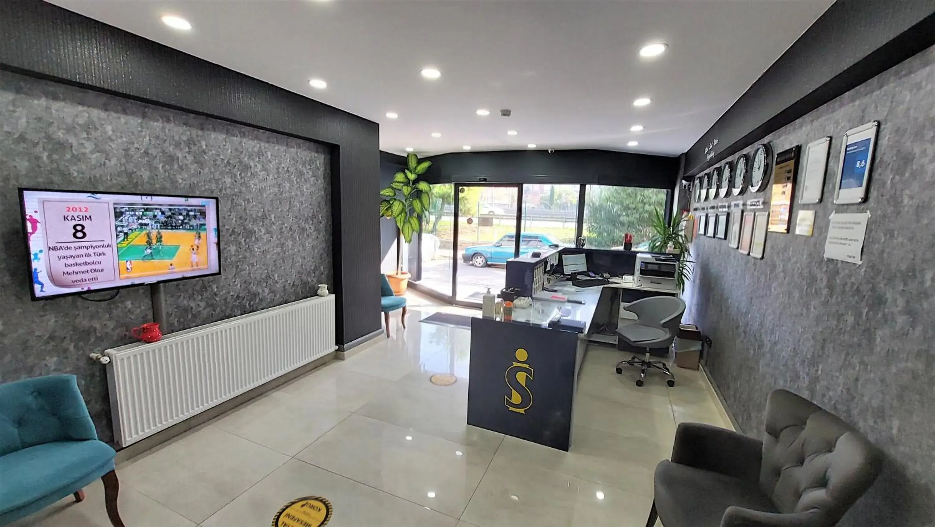 Lobby or reception in Mini Suite Otel Lobby or reception in Mini Suite Otel