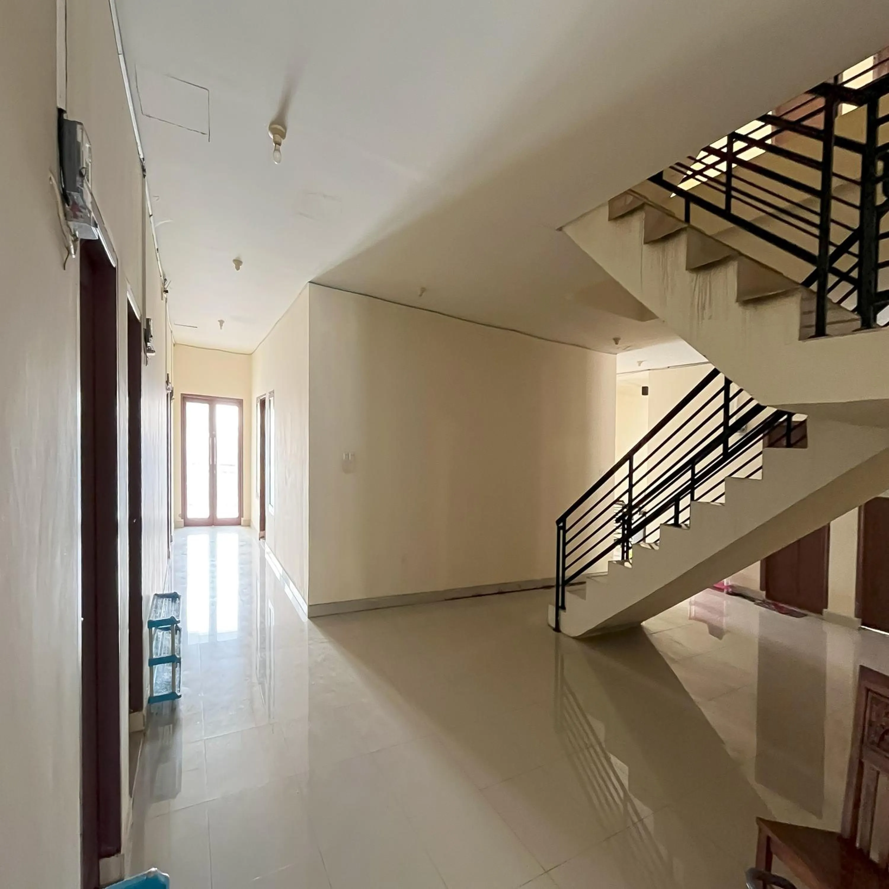 Property building in Reddoorz Syariah at Pondok Bintang Jalan Biring Romang Makassar