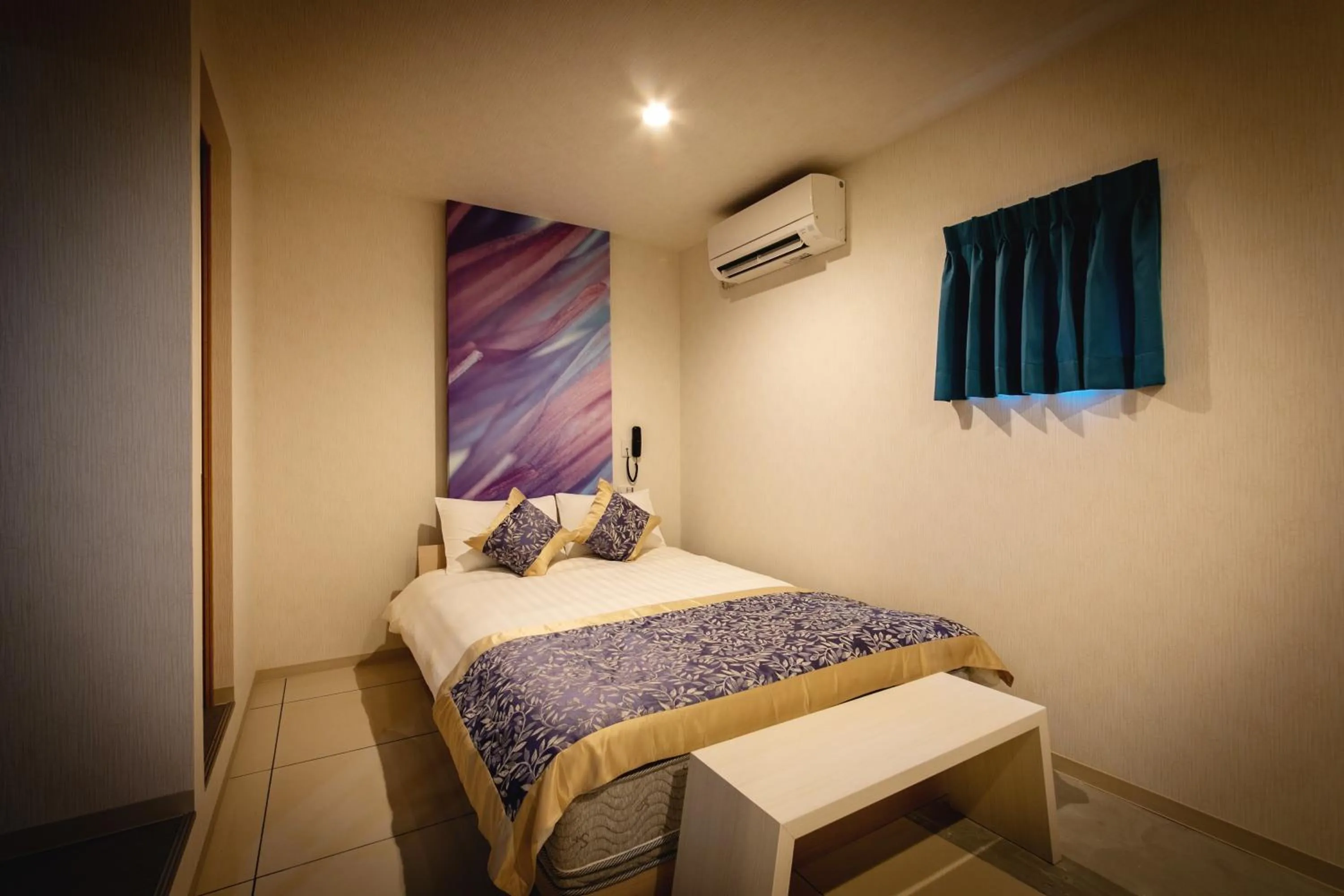 Bedroom, Bed in HOTEL BLAX