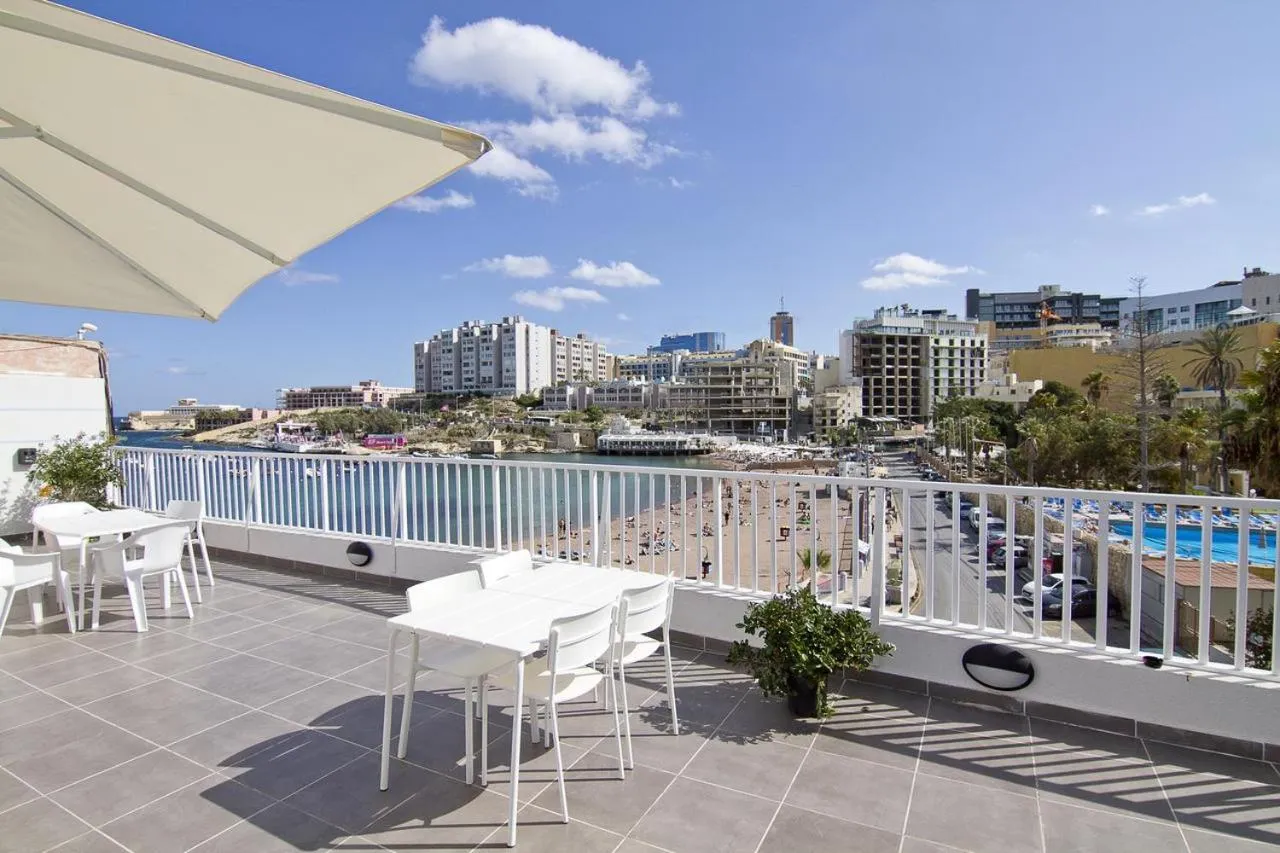 Balcony/Terrace in Cresta Beach Studios