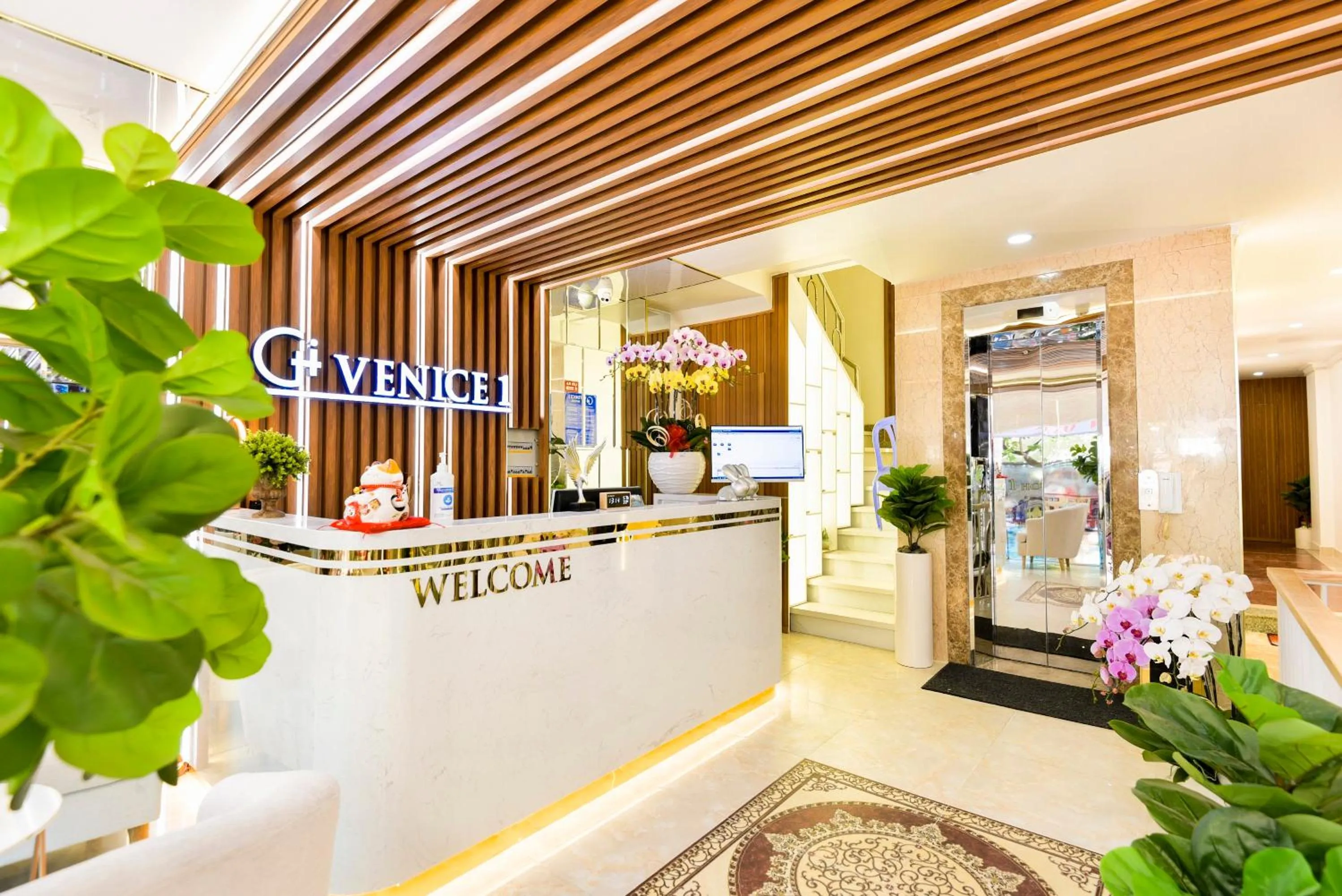 Lobby or reception in Venice 1 Hotel