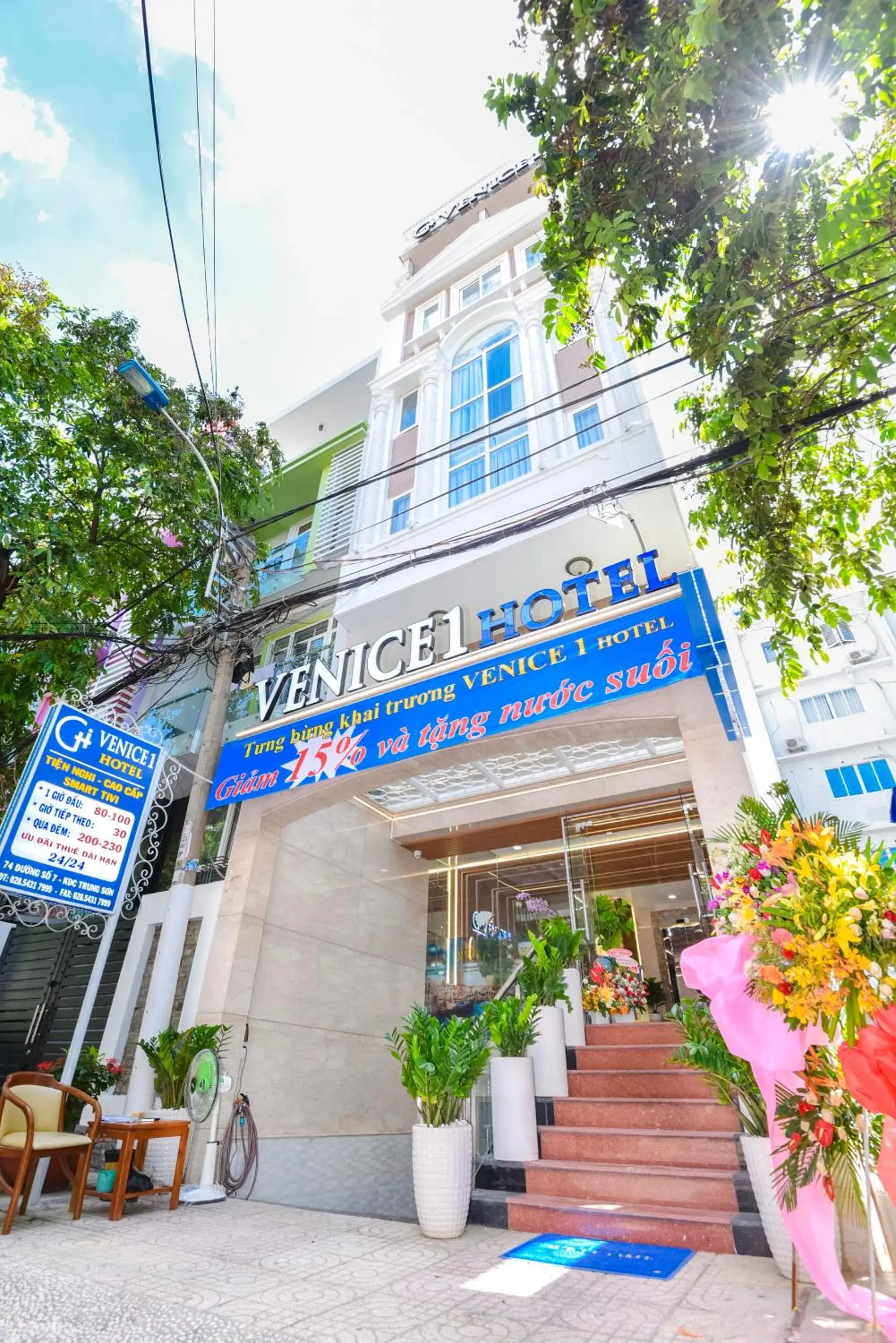 Property building in Venice 1 Hotel Property building in Venice 1 Hotel