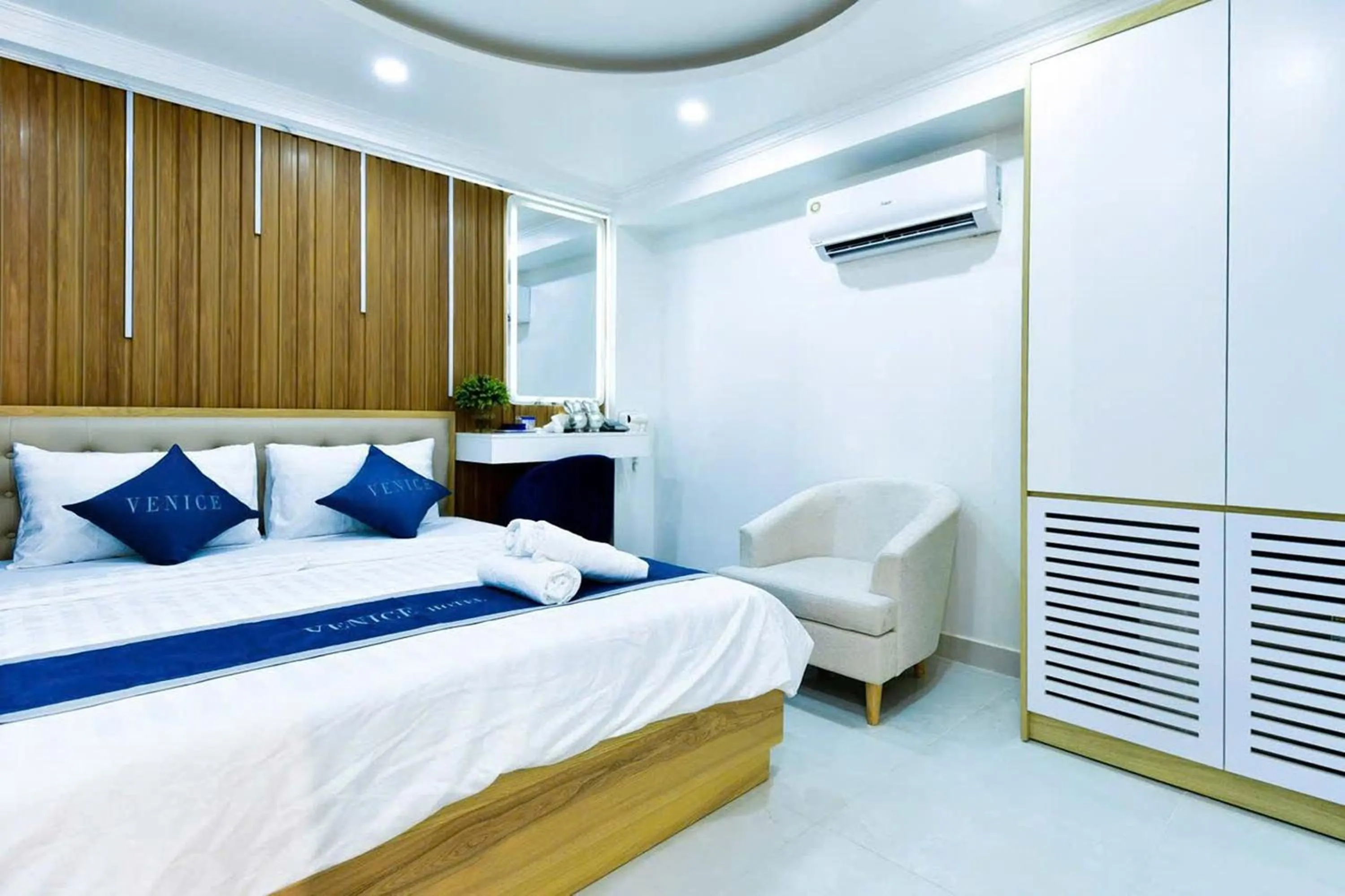 Bed in Venice 1 Hotel