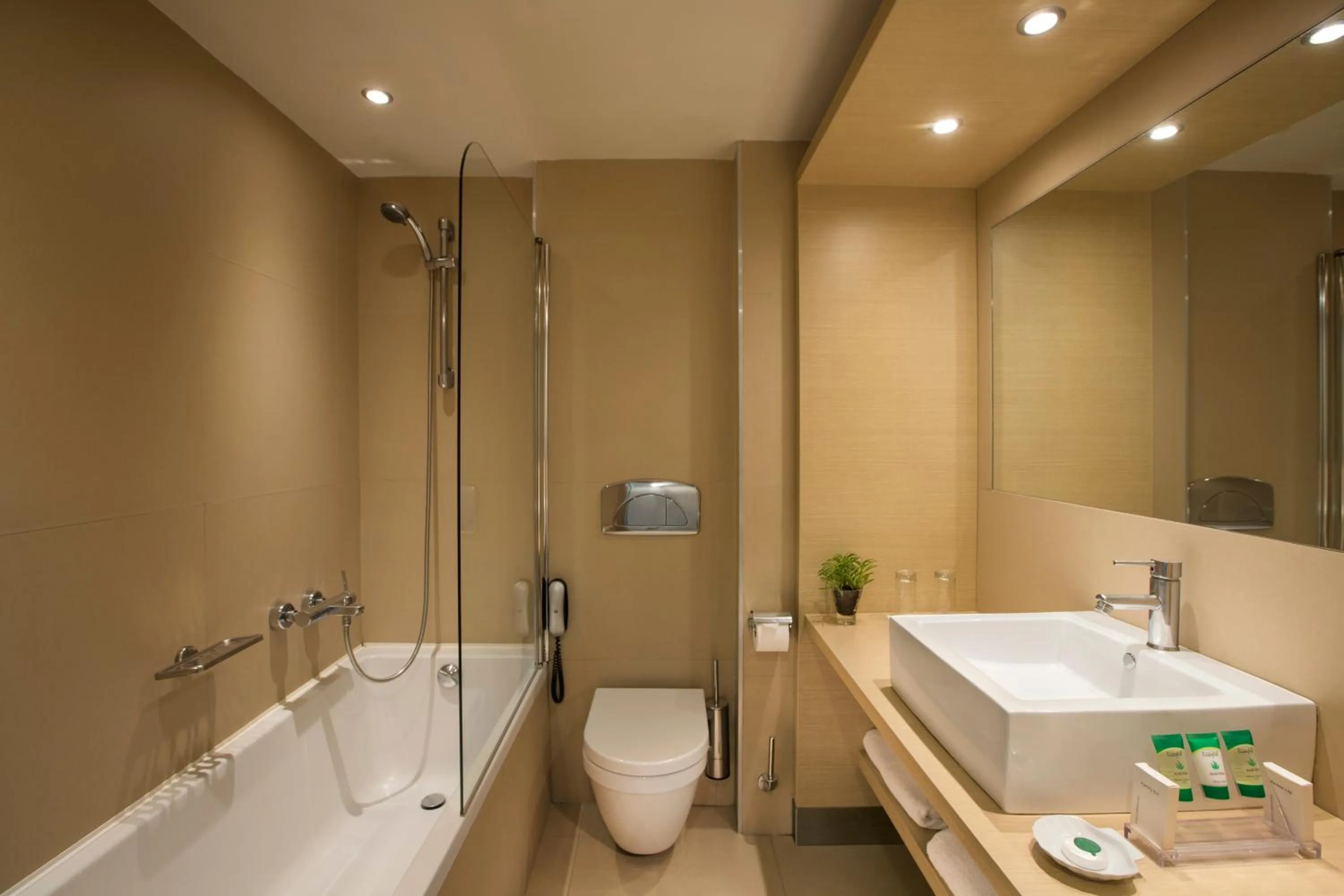 Bathroom in The Island Hotel - Adults Only -