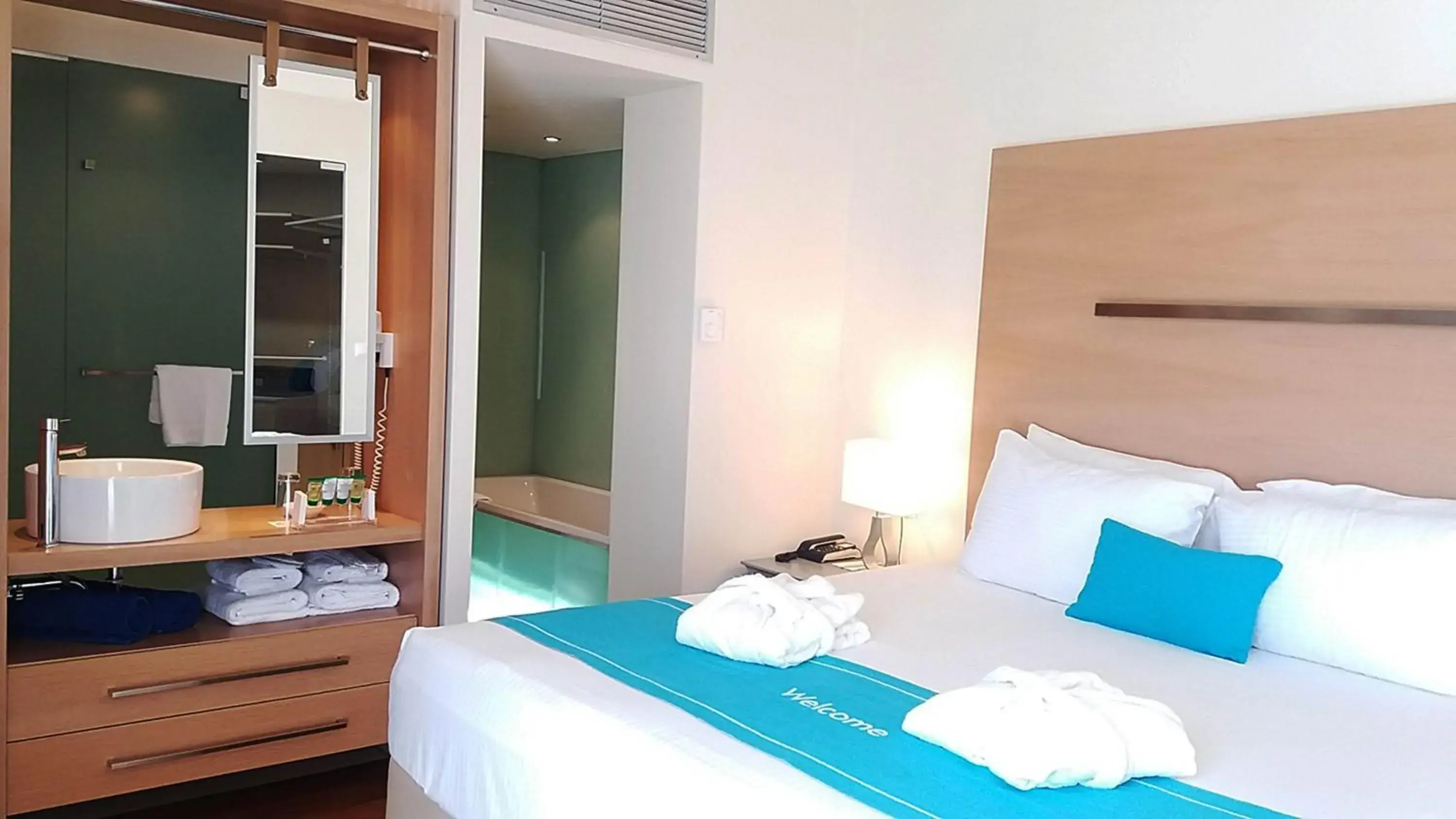 Bedroom, Bed in The Island Hotel - Adults Only - Bedroom, Bed in The Island Hotel - Adults Only -