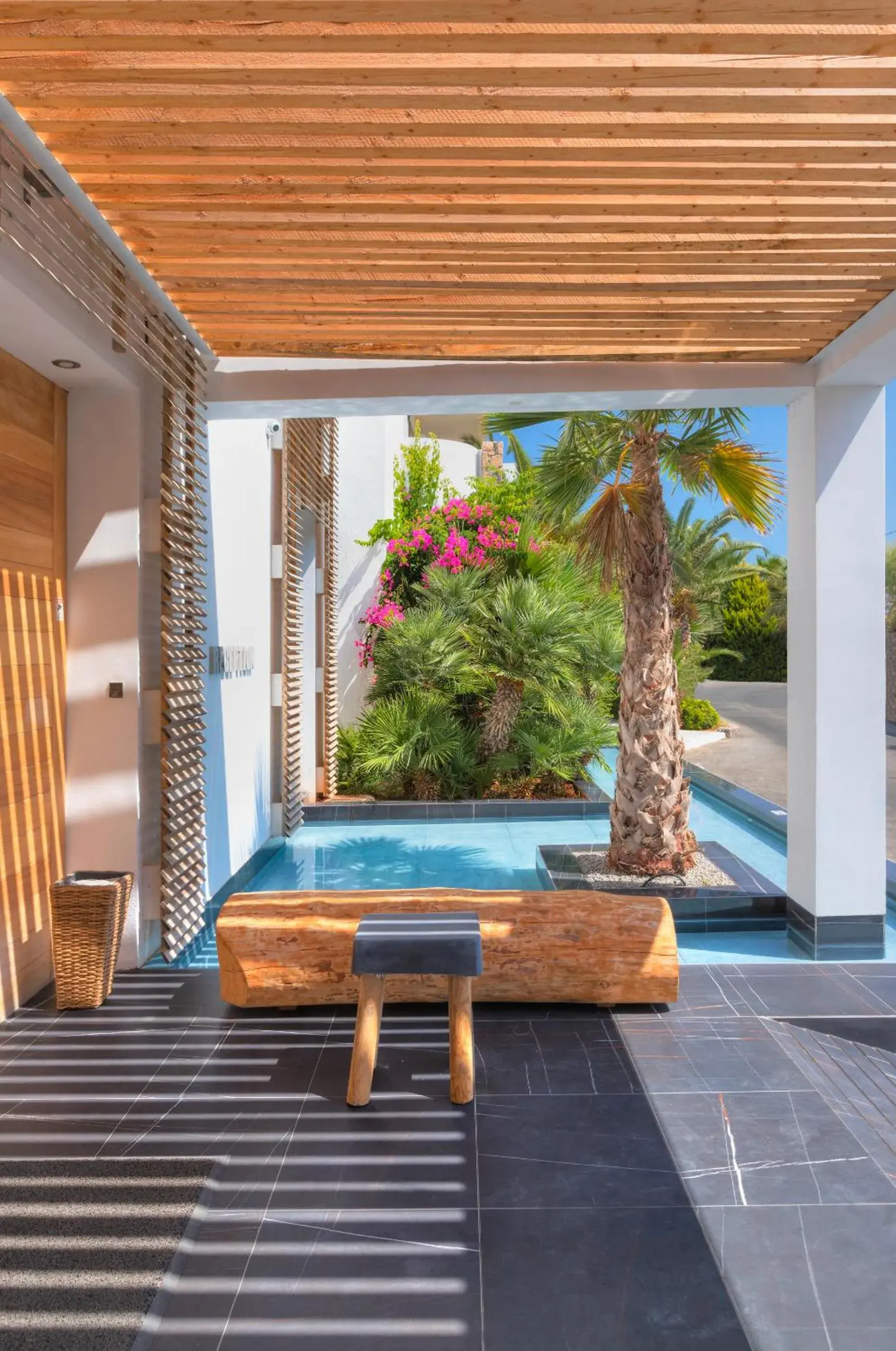 Facade/entrance in The Island Hotel - Adults Only - Facade/entrance in The Island Hotel - Adults Only -