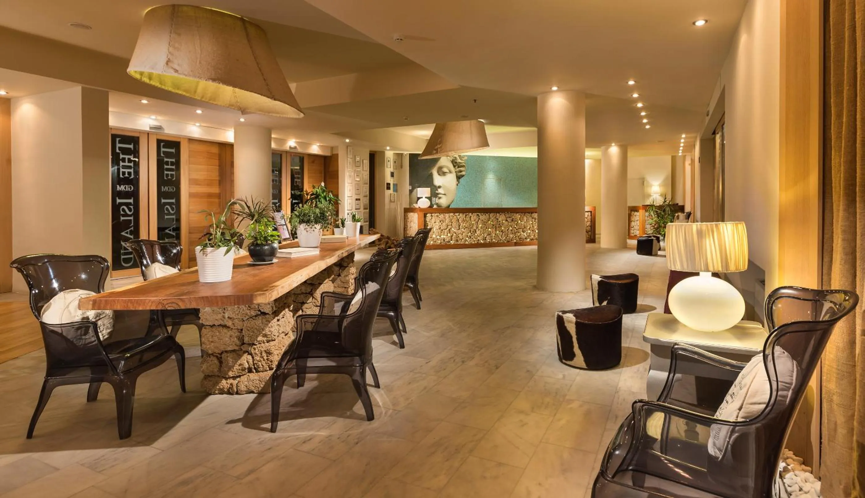 Lobby or reception in The Island Hotel - Adults Only -