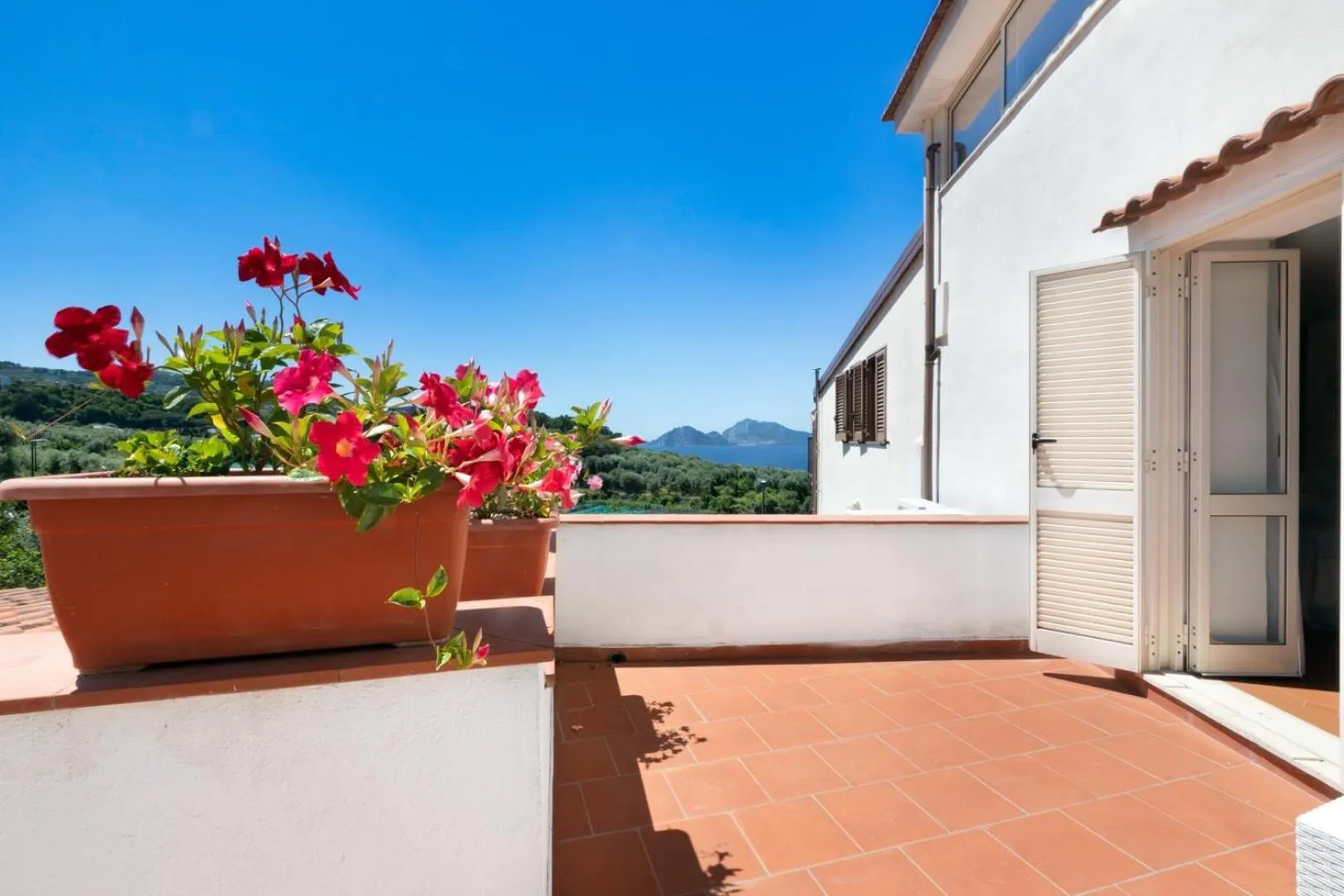 Balcony/Terrace in Villa Lorelei