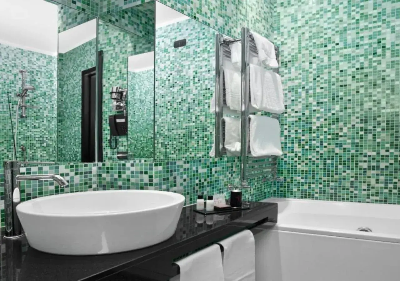 Double Room in LHP Suite Roma Piazza di Spagna Double Room in LHP Suite Roma Piazza di Spagna