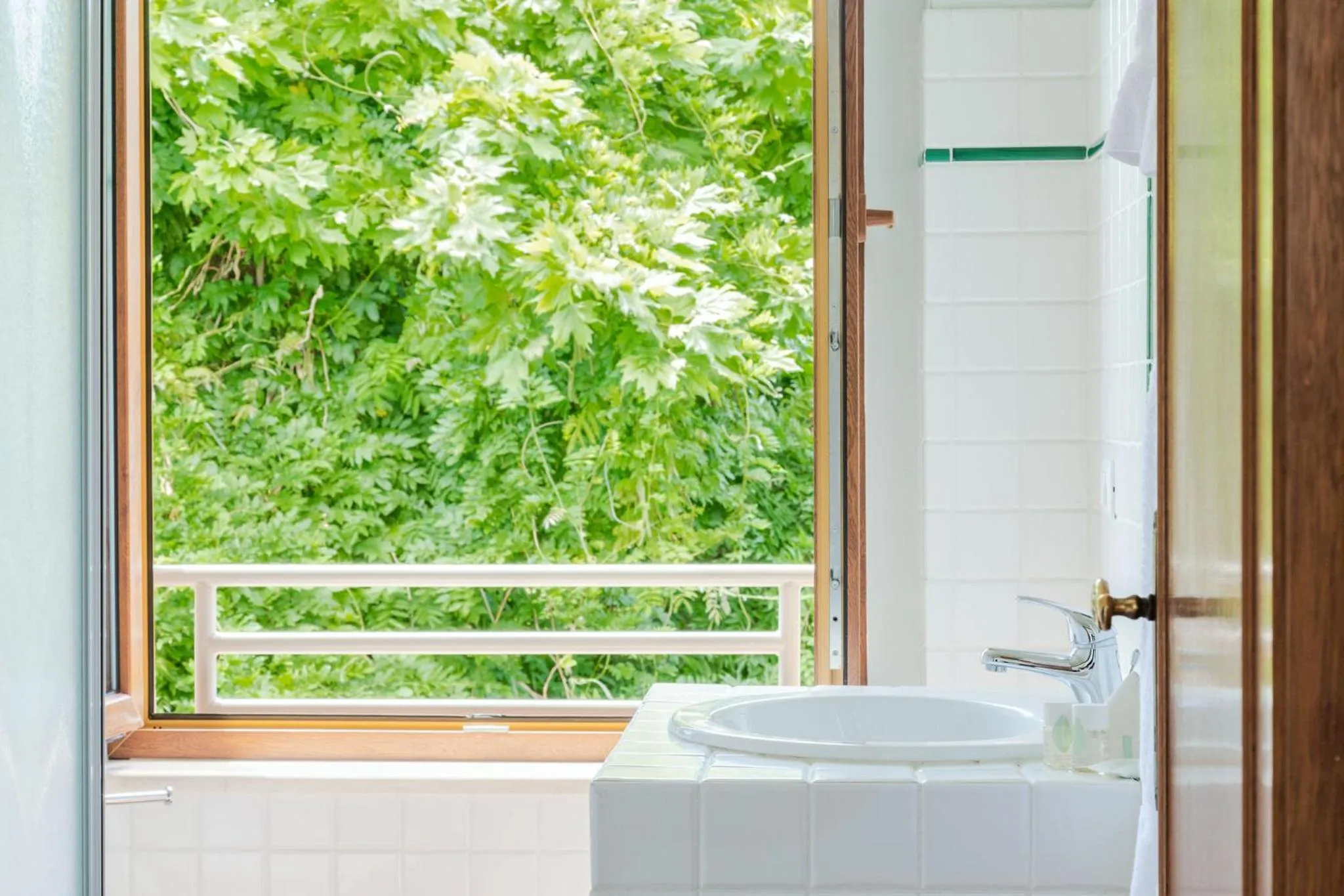 Bathroom in CUGUSI BnB