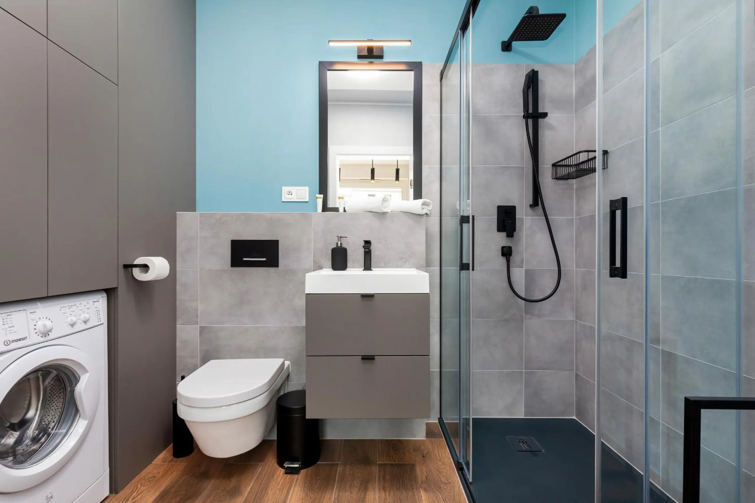 Bathroom in Modern City Center Apartments by Noclegi Renters