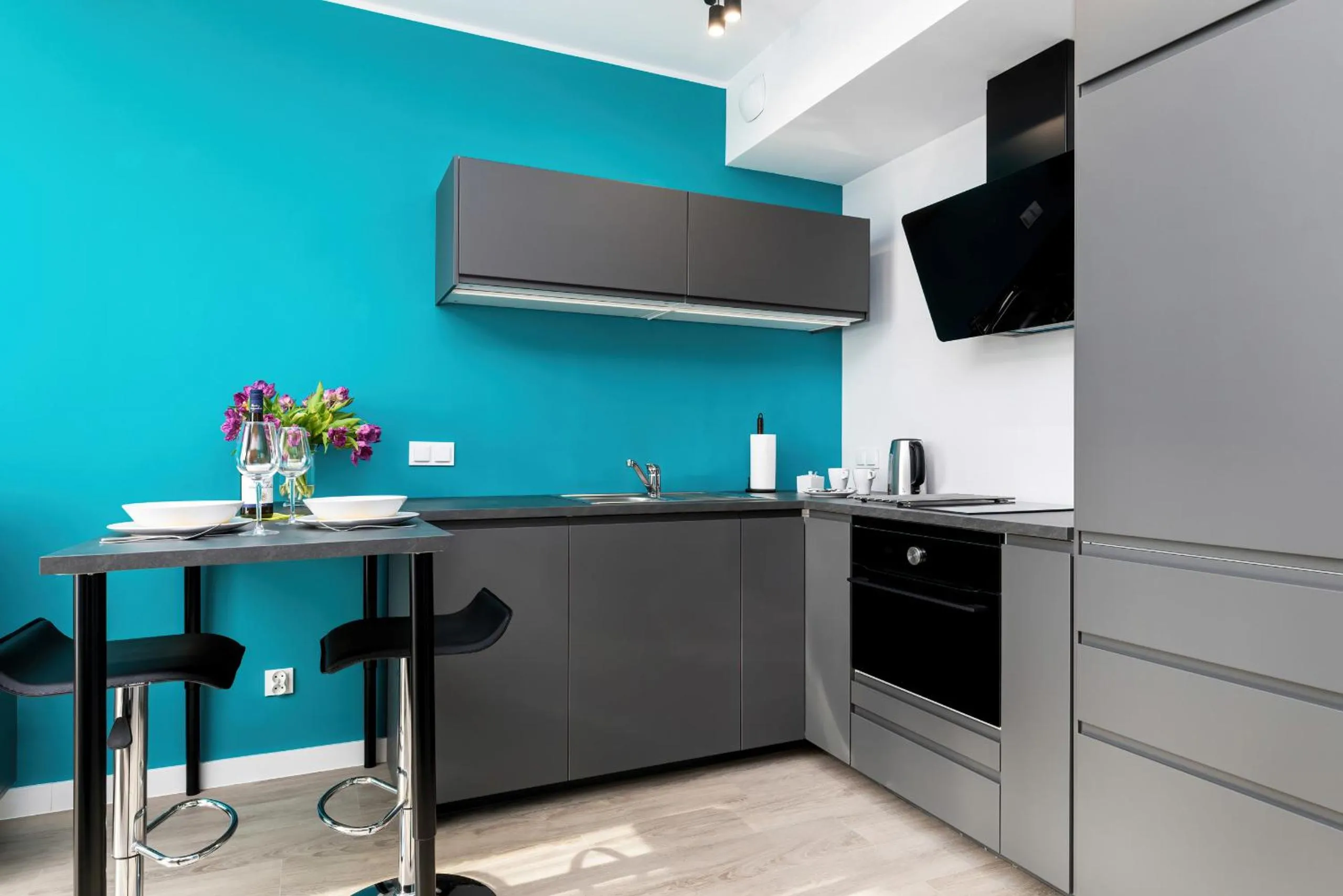 Living room in Modern City Center Apartments by Noclegi Renters