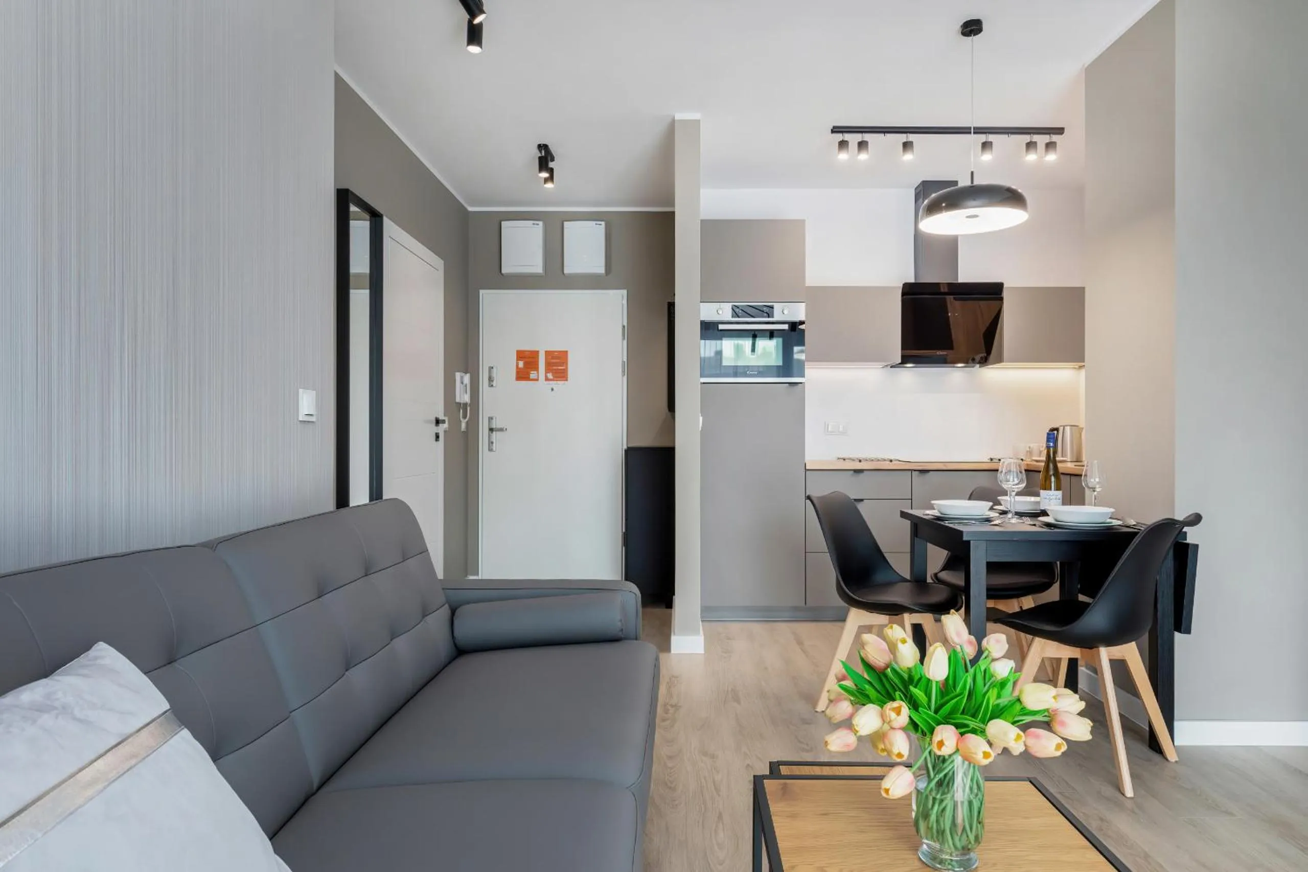Living room in Modern City Center Apartments by Noclegi Renters