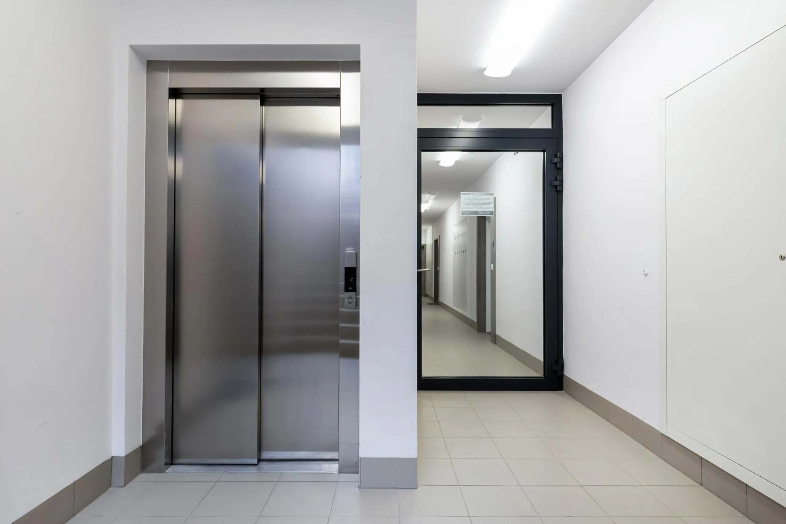 Lobby or reception in Modern City Center Apartments by Noclegi Renters