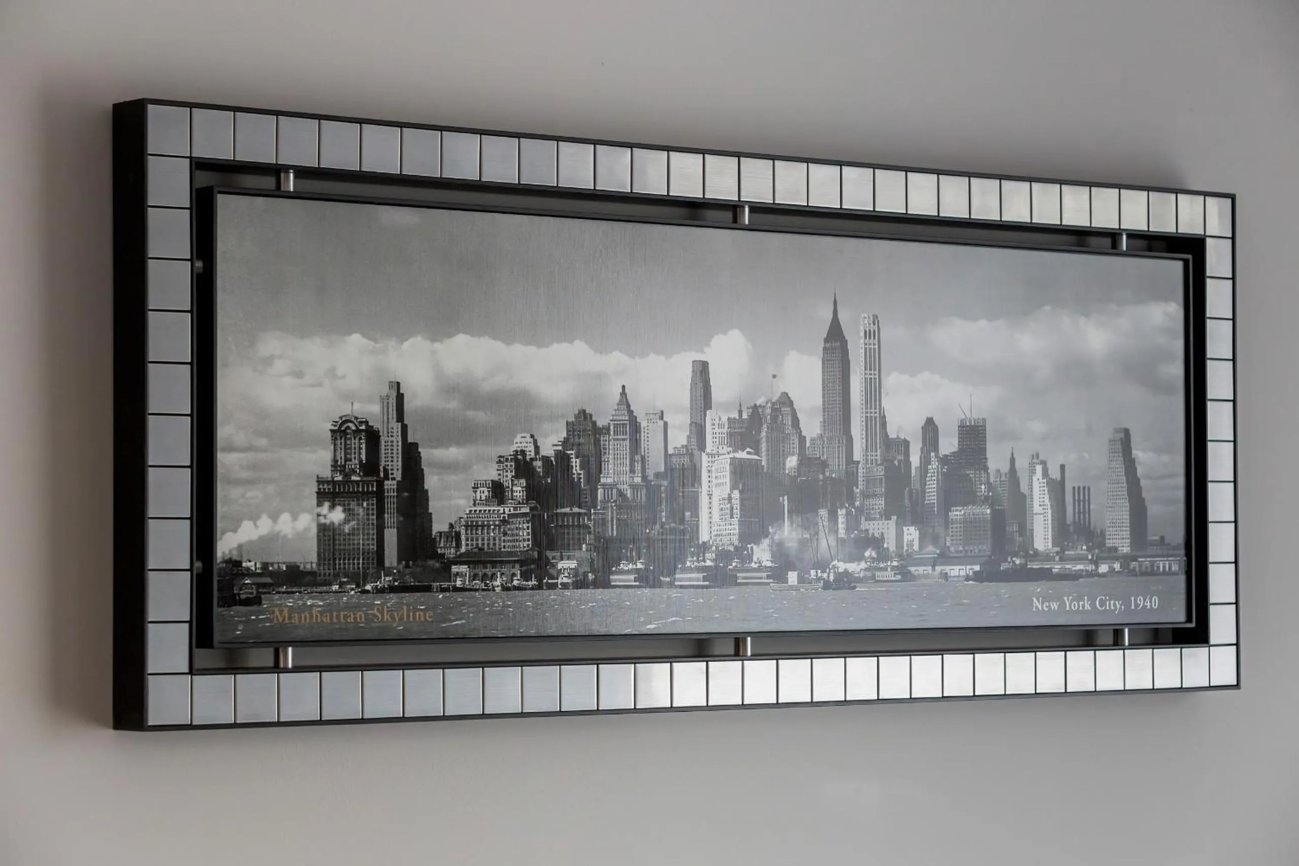 Decorative detail in Modern City Center Apartments by Noclegi Renters