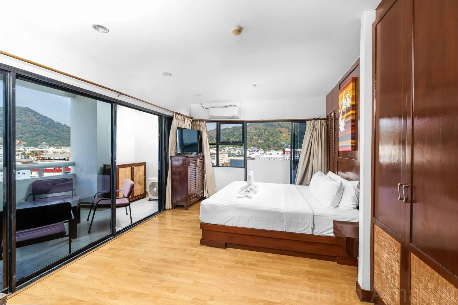 Bed in Patong Tower Sea View by PHR