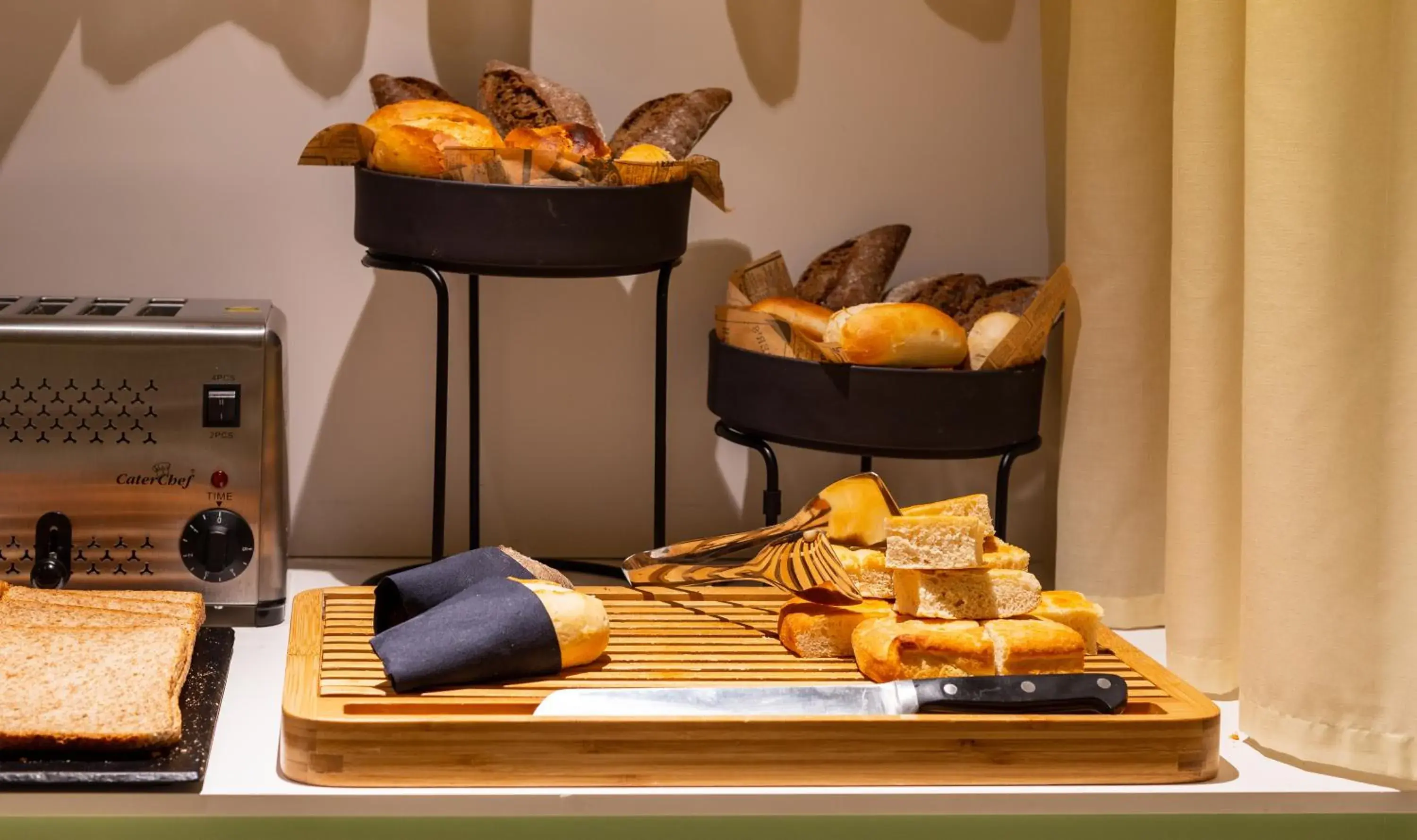 Breakfast in Kazakiwi Breakfast in Kazakiwi