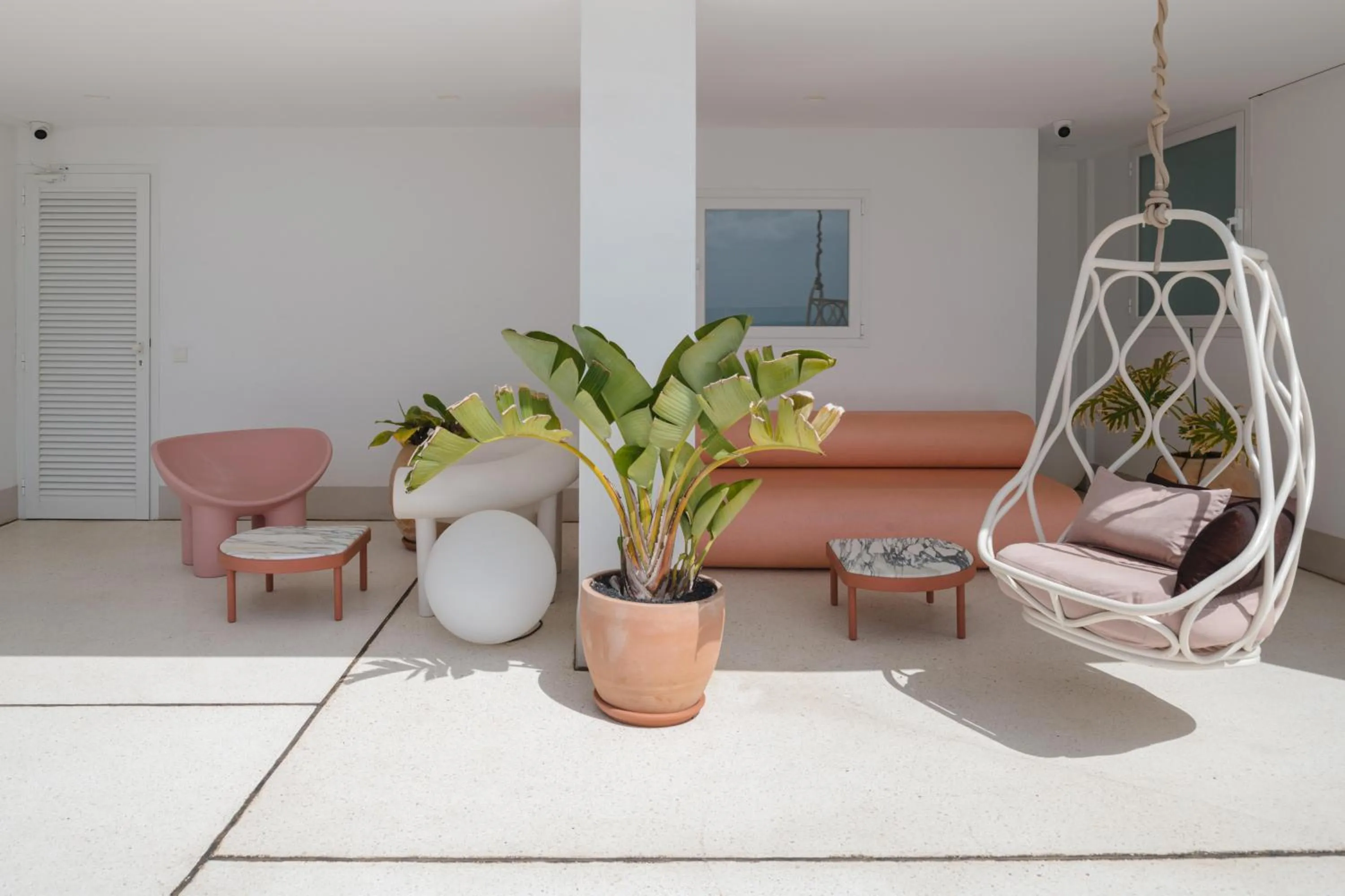 Property building in Plus Fariones Habitat