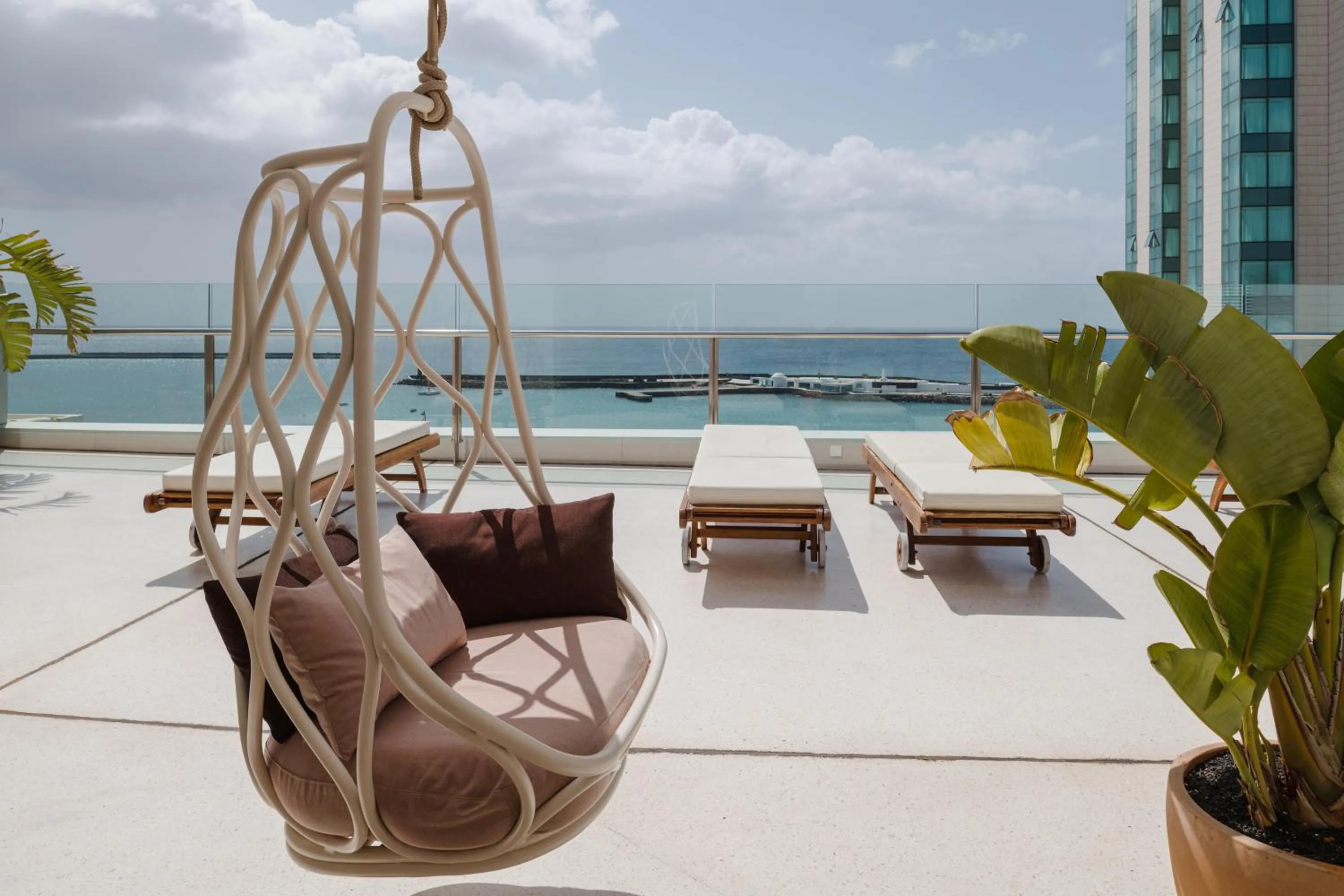 Property building in Plus Fariones Habitat