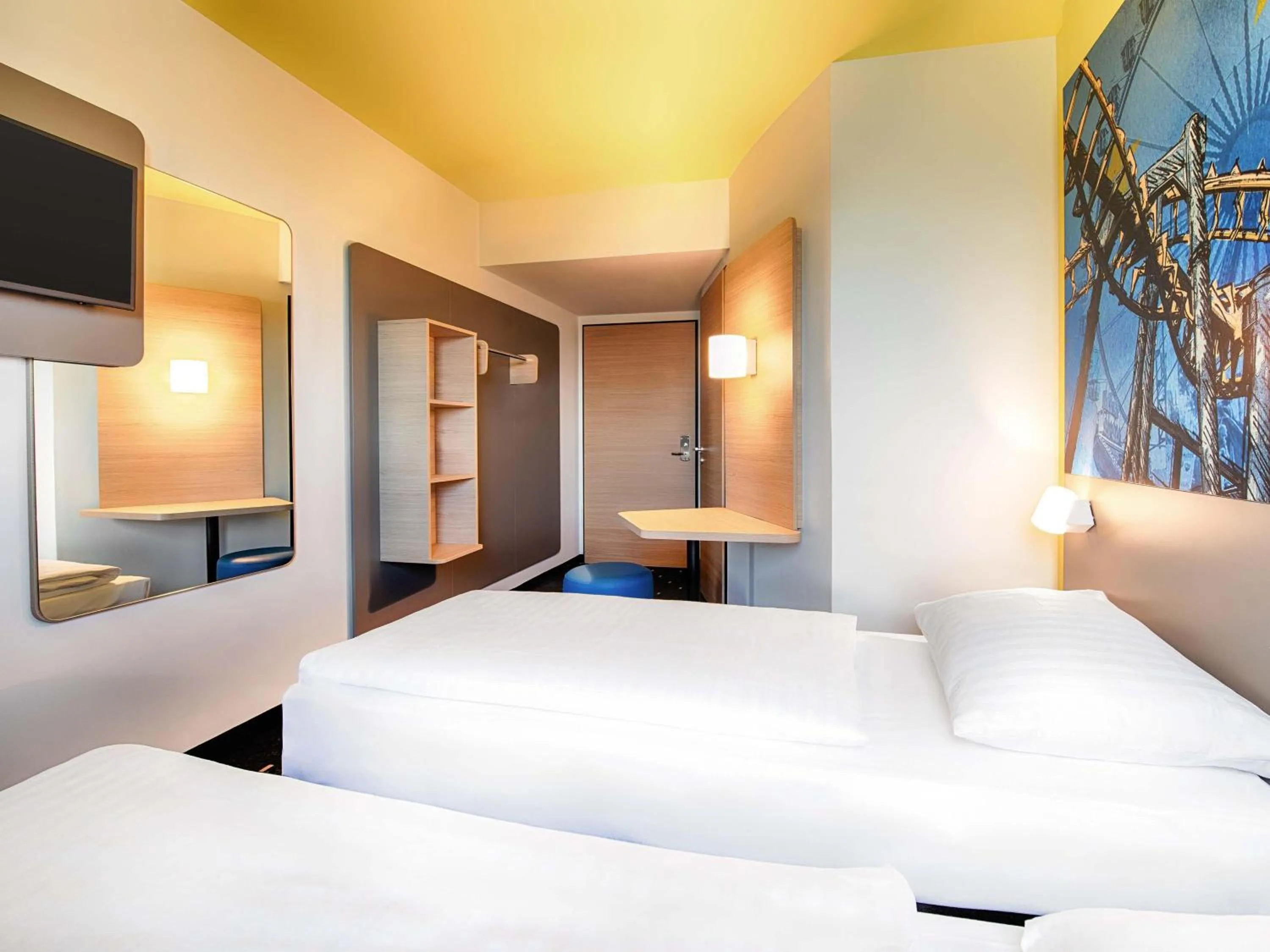 Photo of the whole room, Bed in B&B Hotel Rust-Ettenheim