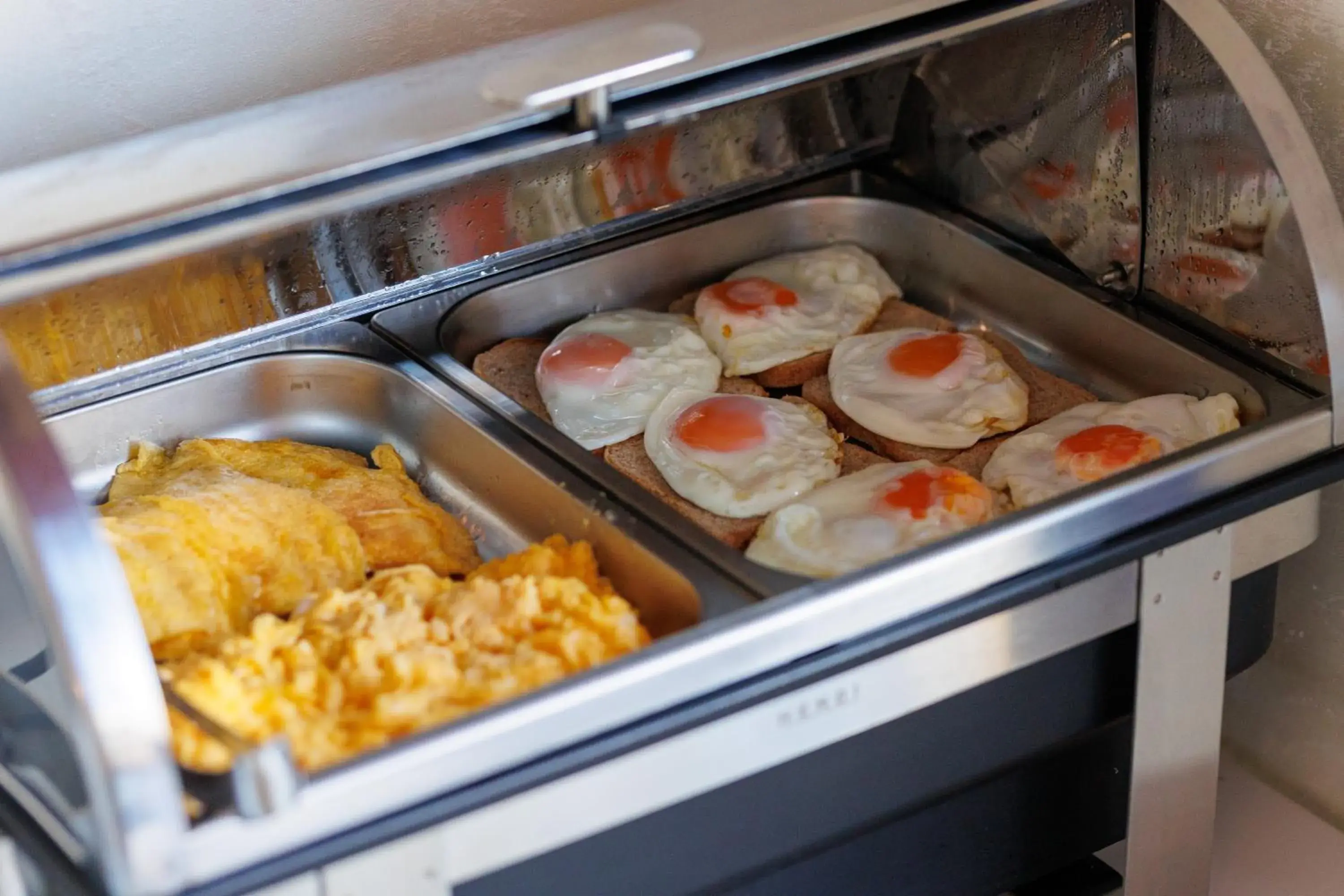 Breakfast in Hotel La mer Breakfast in Hotel La mer