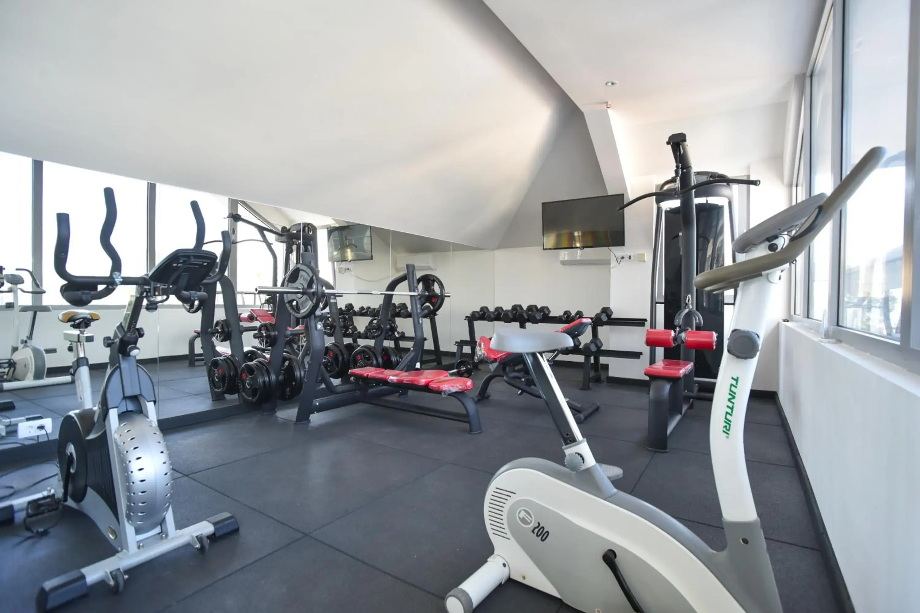 Fitness centre/facilities in Hotel La mer Fitness centre/facilities in Hotel La mer