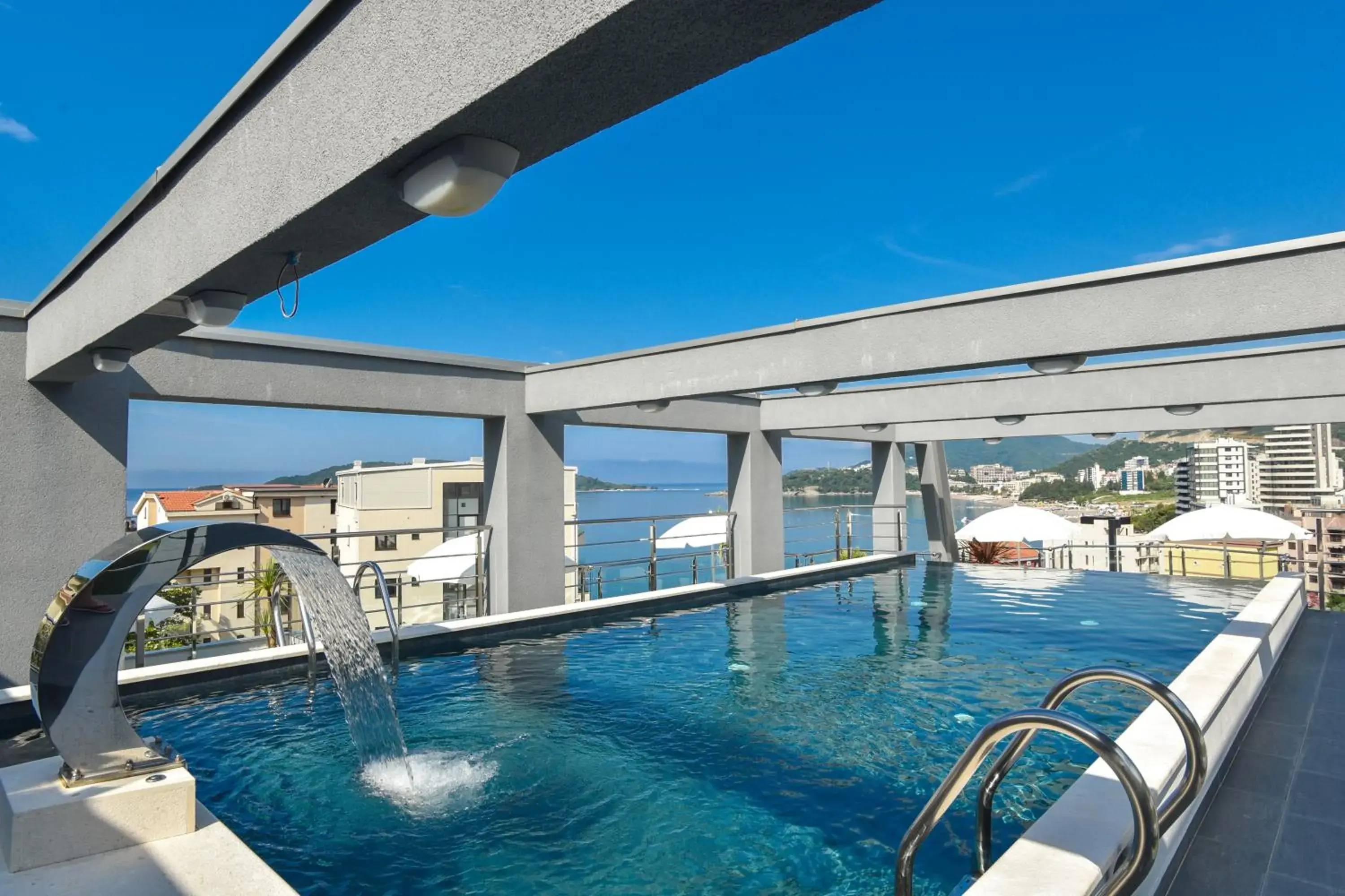 Swimming pool in Hotel La mer Swimming pool in Hotel La mer