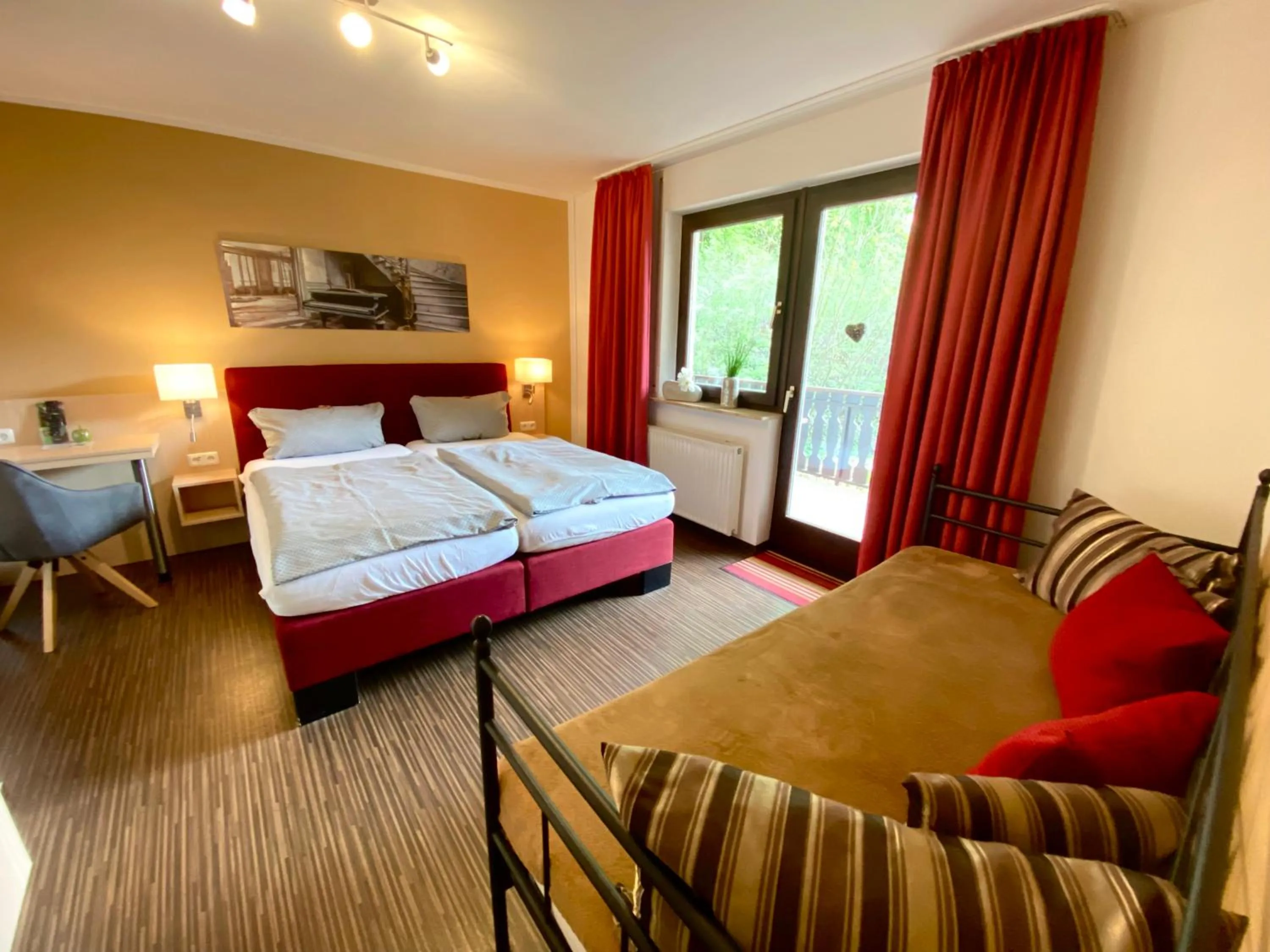 Balcony/Terrace, Bed in Landhotel Fasanenhof