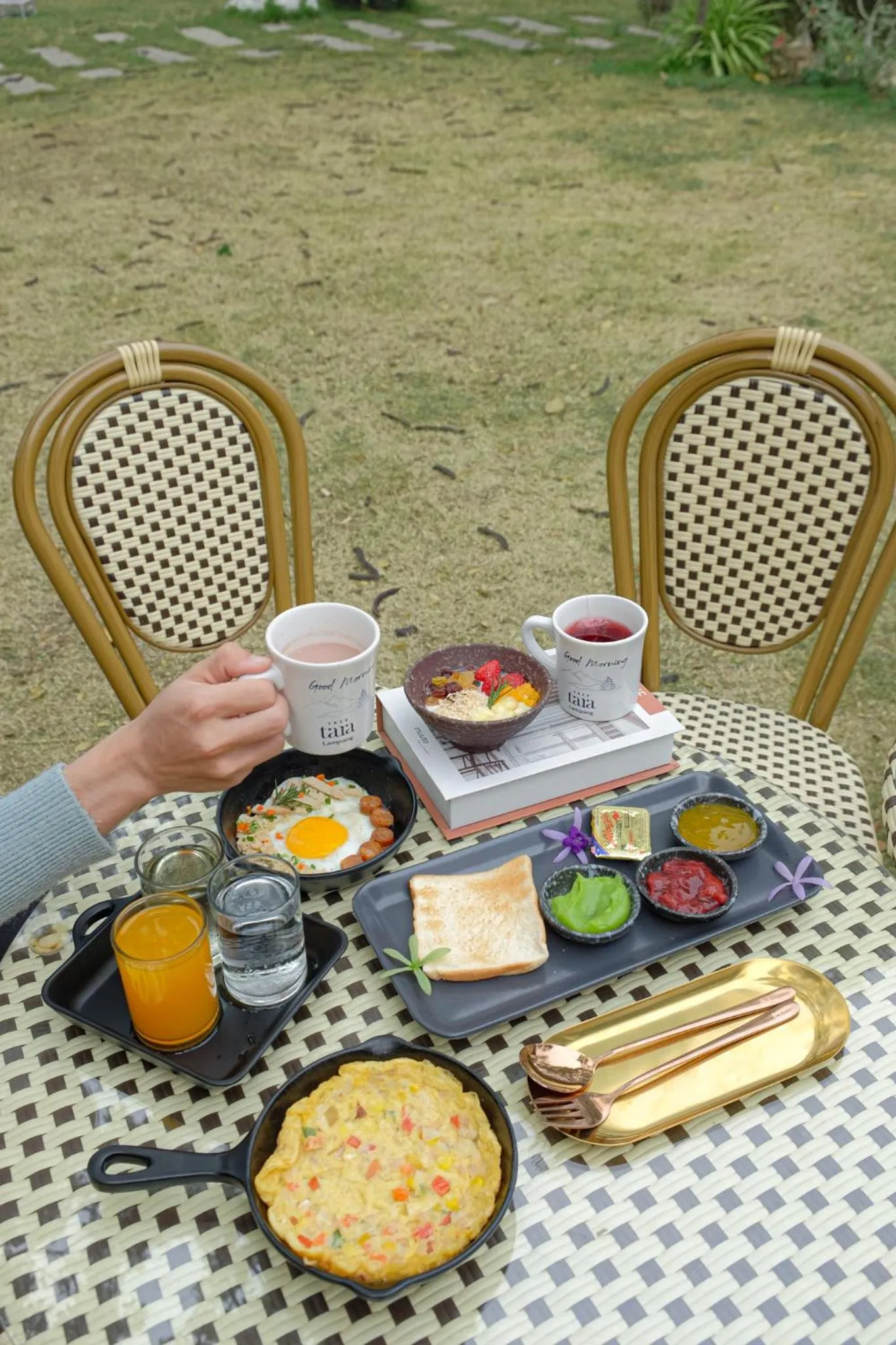 Breakfast in Tree Tara hotel