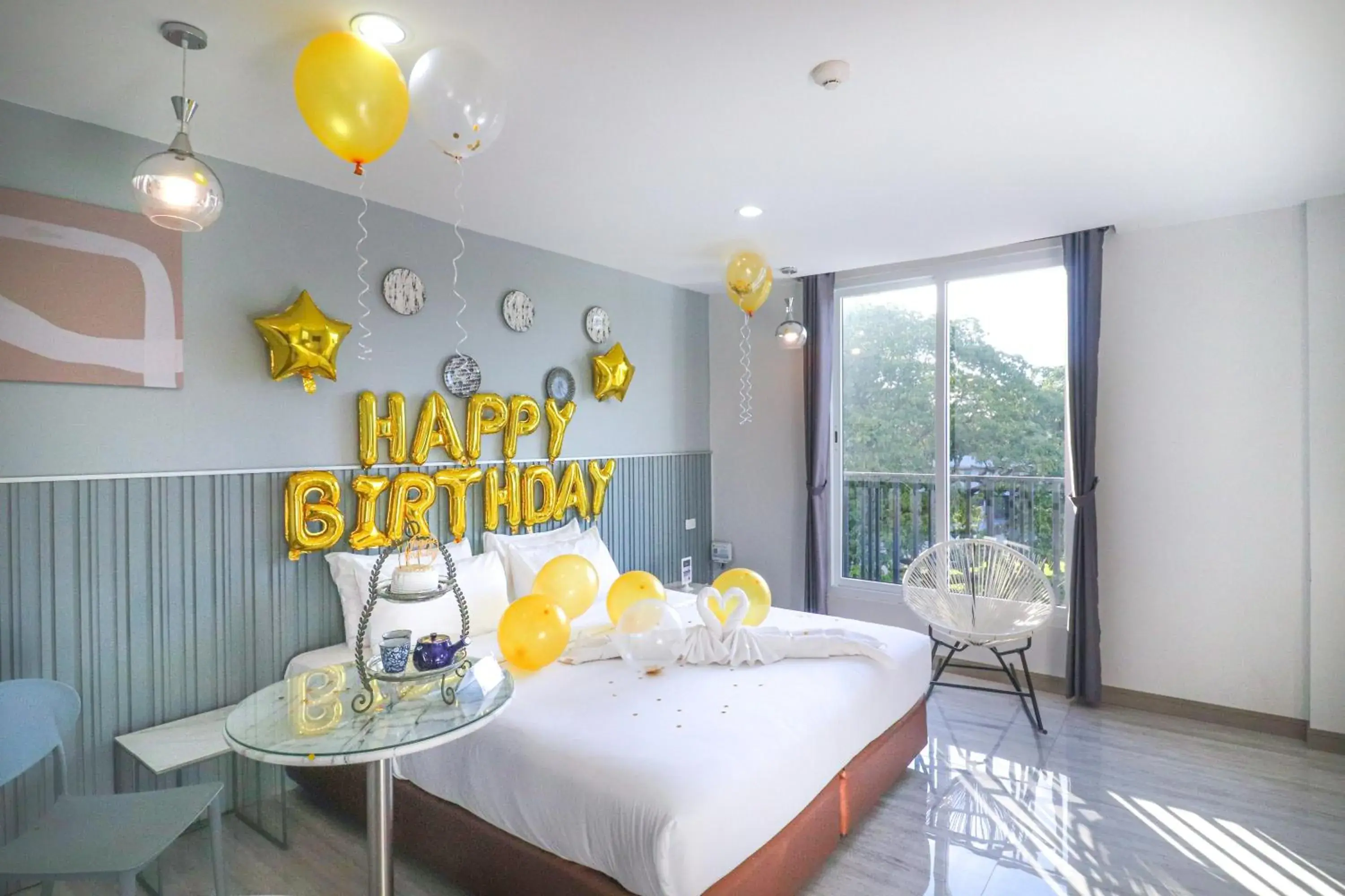 Decorative detail, Bed in Tree Tara hotel Decorative detail, Bed in Tree Tara hotel