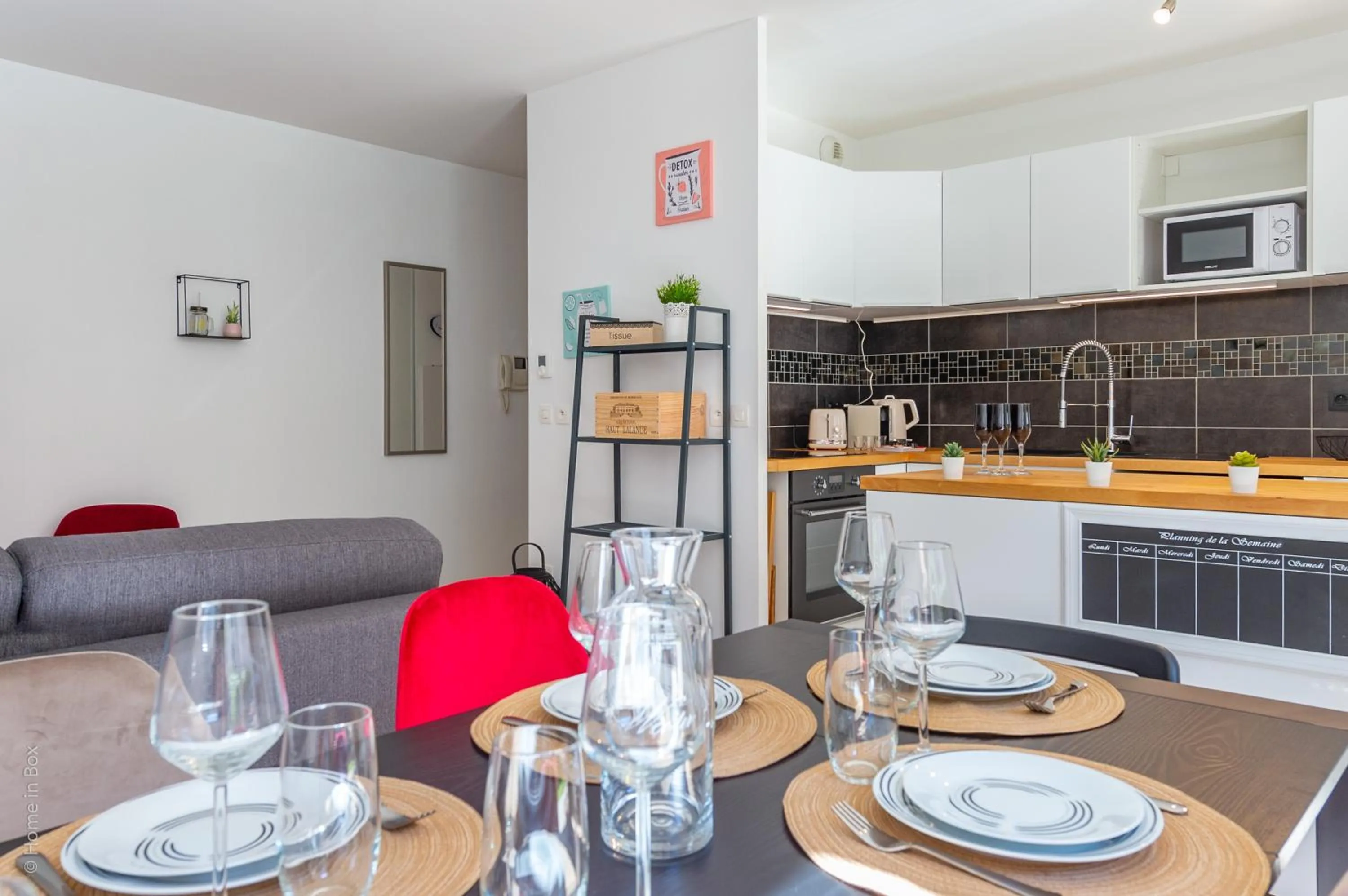 Kitchen or kitchenette in Appartement Montévrain Proche Disneyland - 6 Pax WIFI Parking