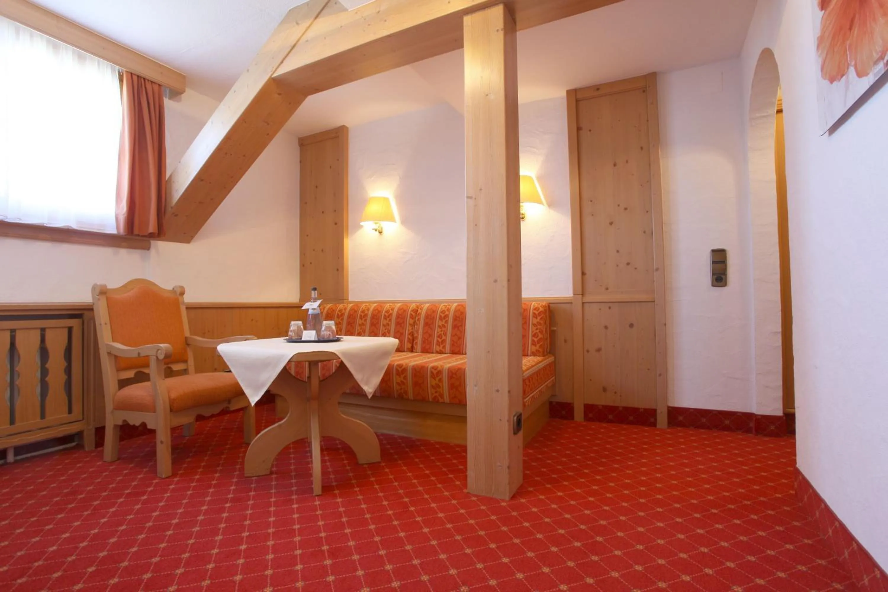 Photo of the whole room in Hotel Waldeck mit Restaurant "Florian'S"