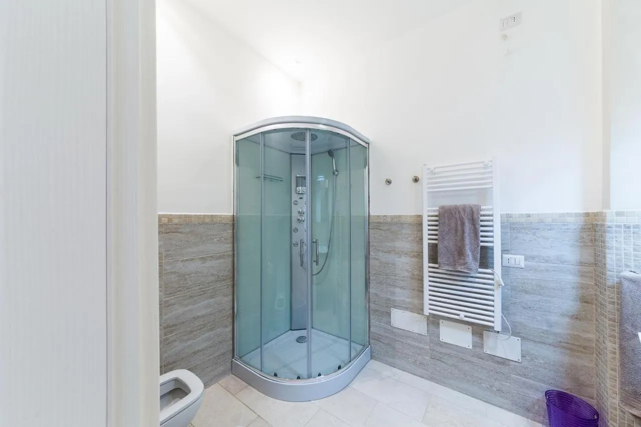 La Promenade Rooms & Suites