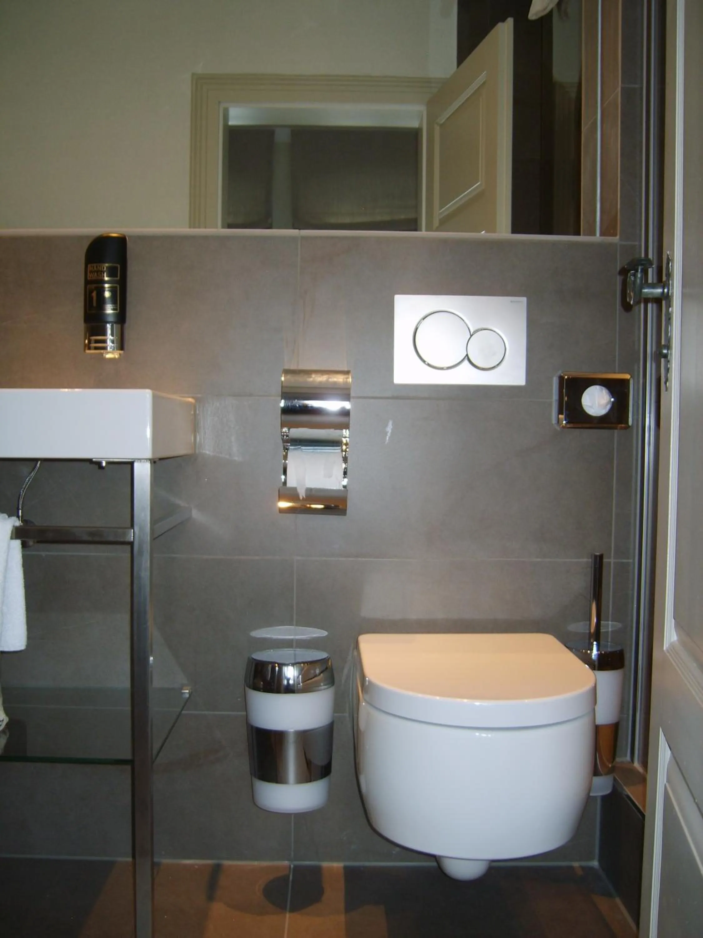 Bathroom in Hotel Schnookeloch