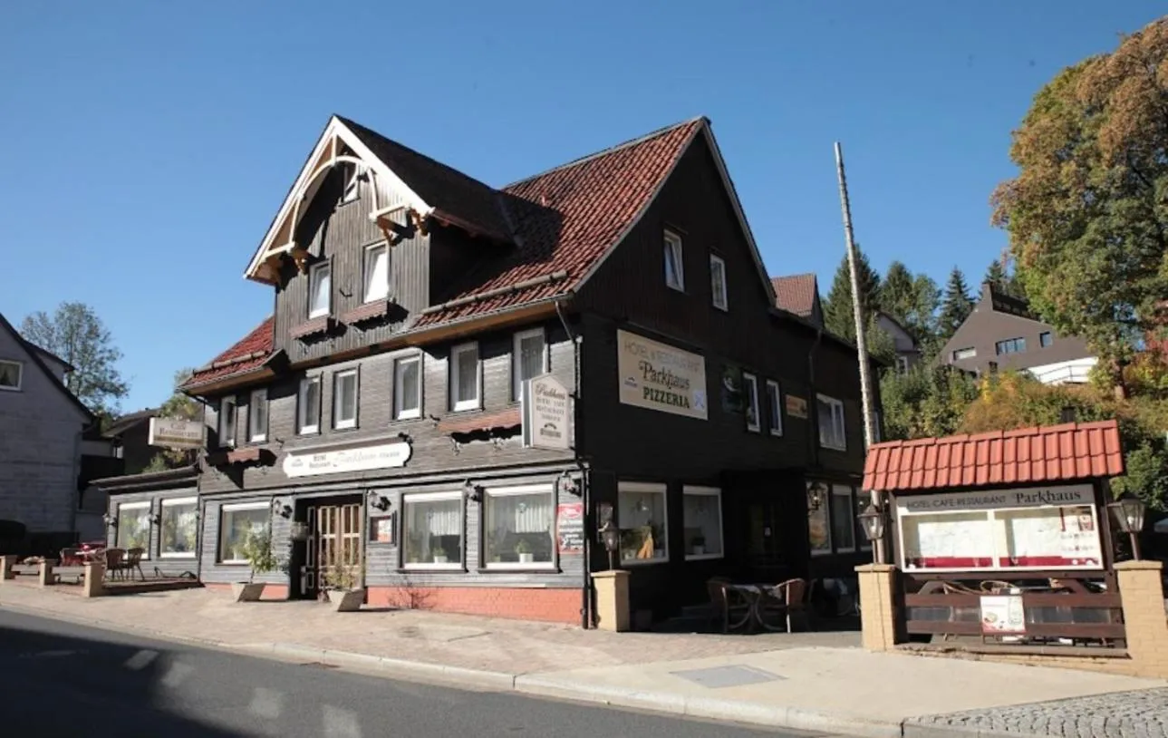 Hotel-Café-Restaurant Parkhaus
