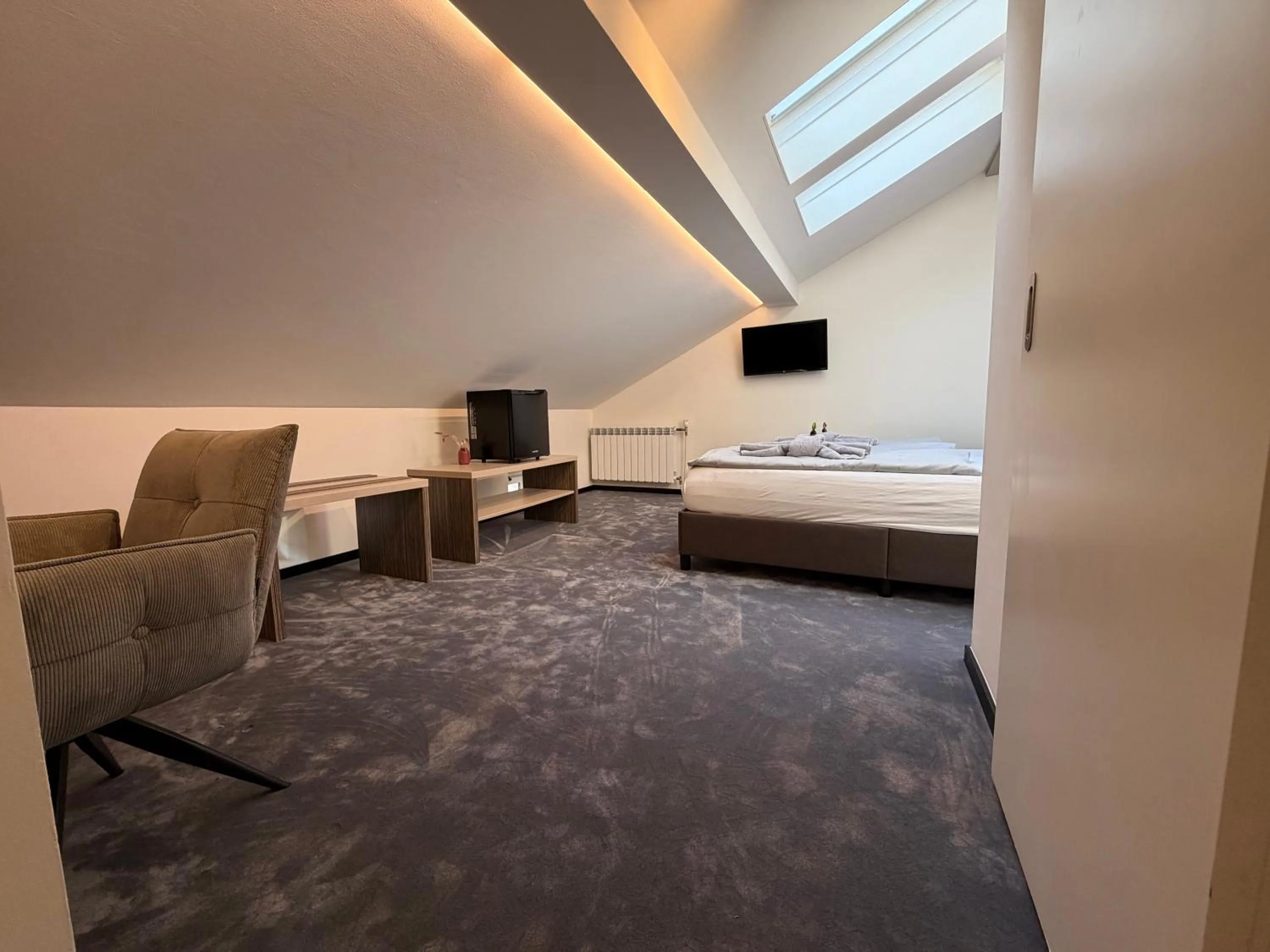 Photo of the whole room, Bed in AMADEA - Cityhotel Salzburg