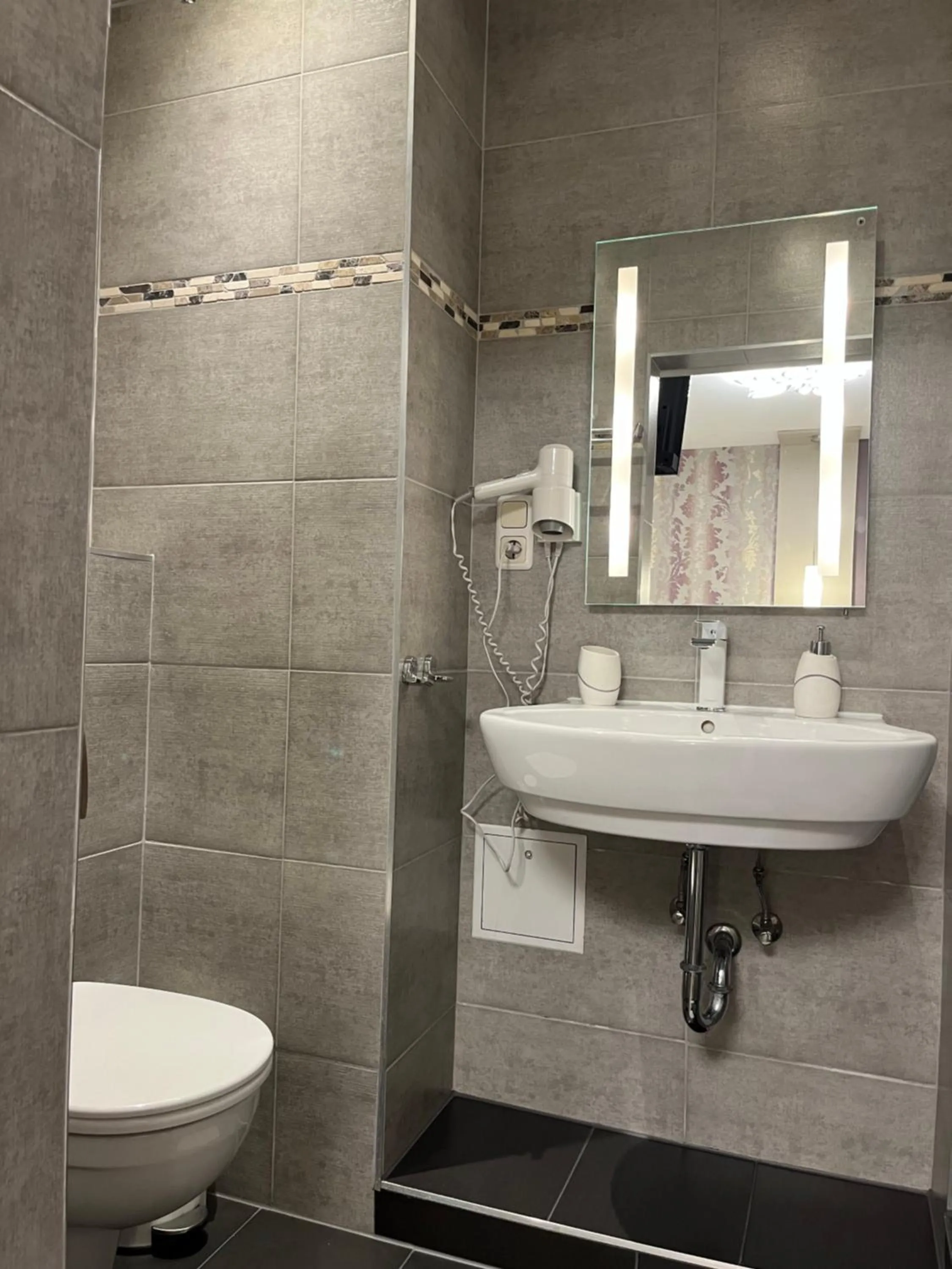 Bathroom in AMADEA - Cityhotel Salzburg