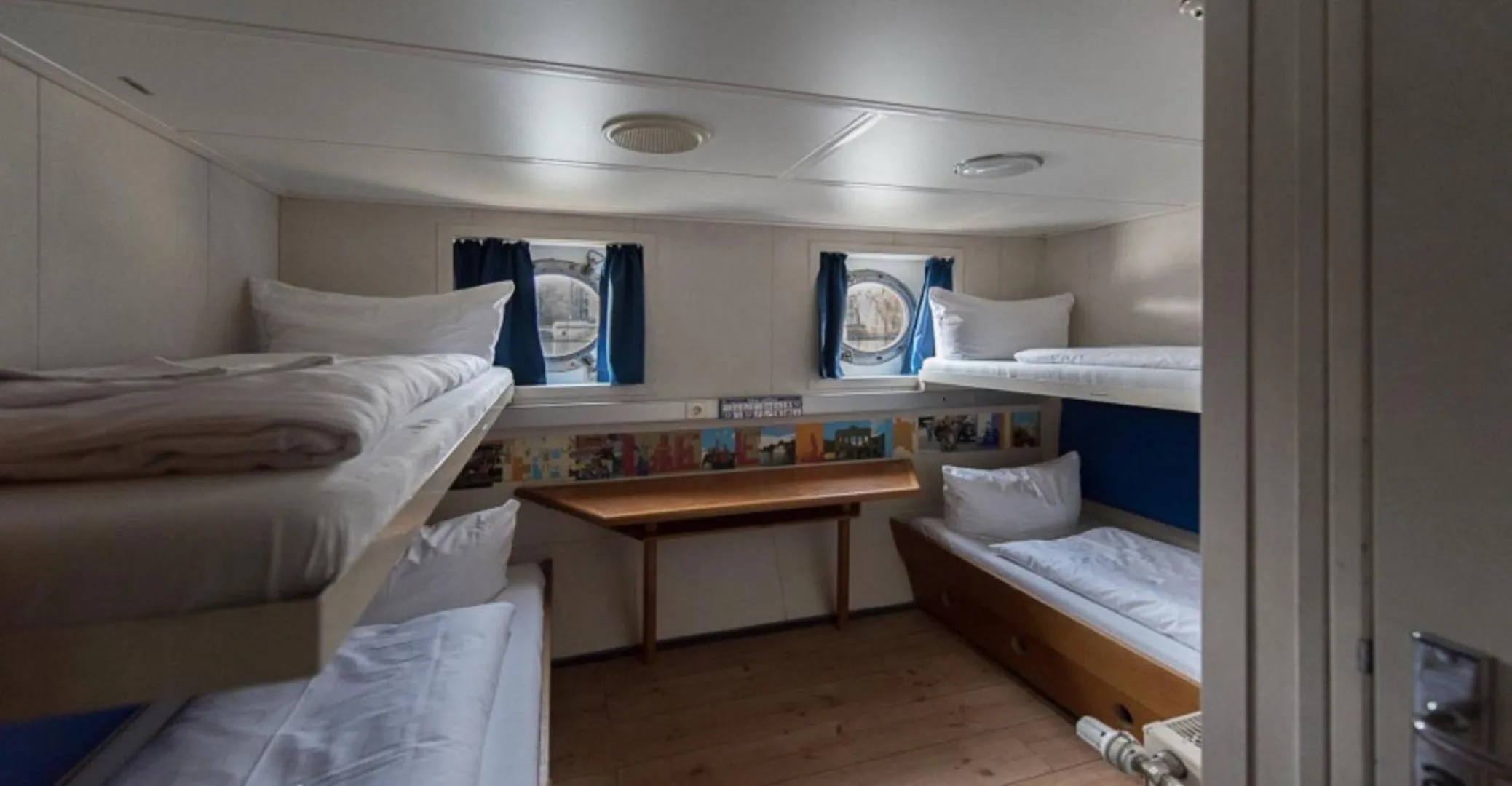 Bed in Shipotel-Berlin GmbH, Shipotel Eastern & Shipotel Western