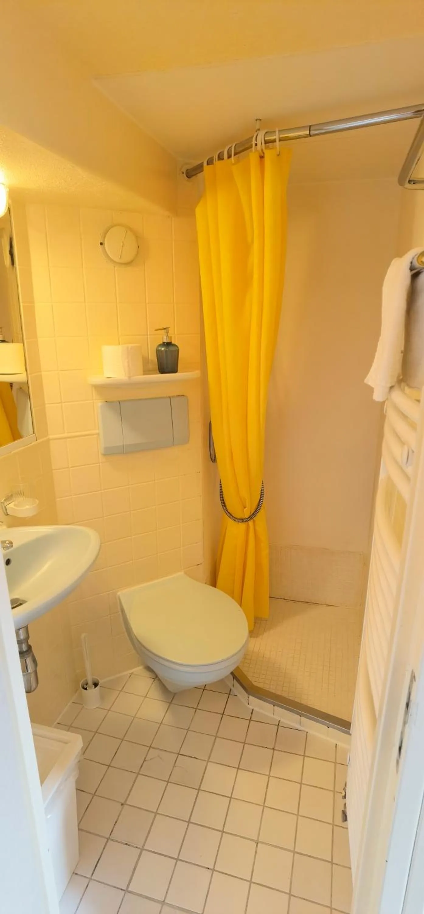 Toilet in Shipotel-Berlin GmbH, Shipotel Eastern & Shipotel Western