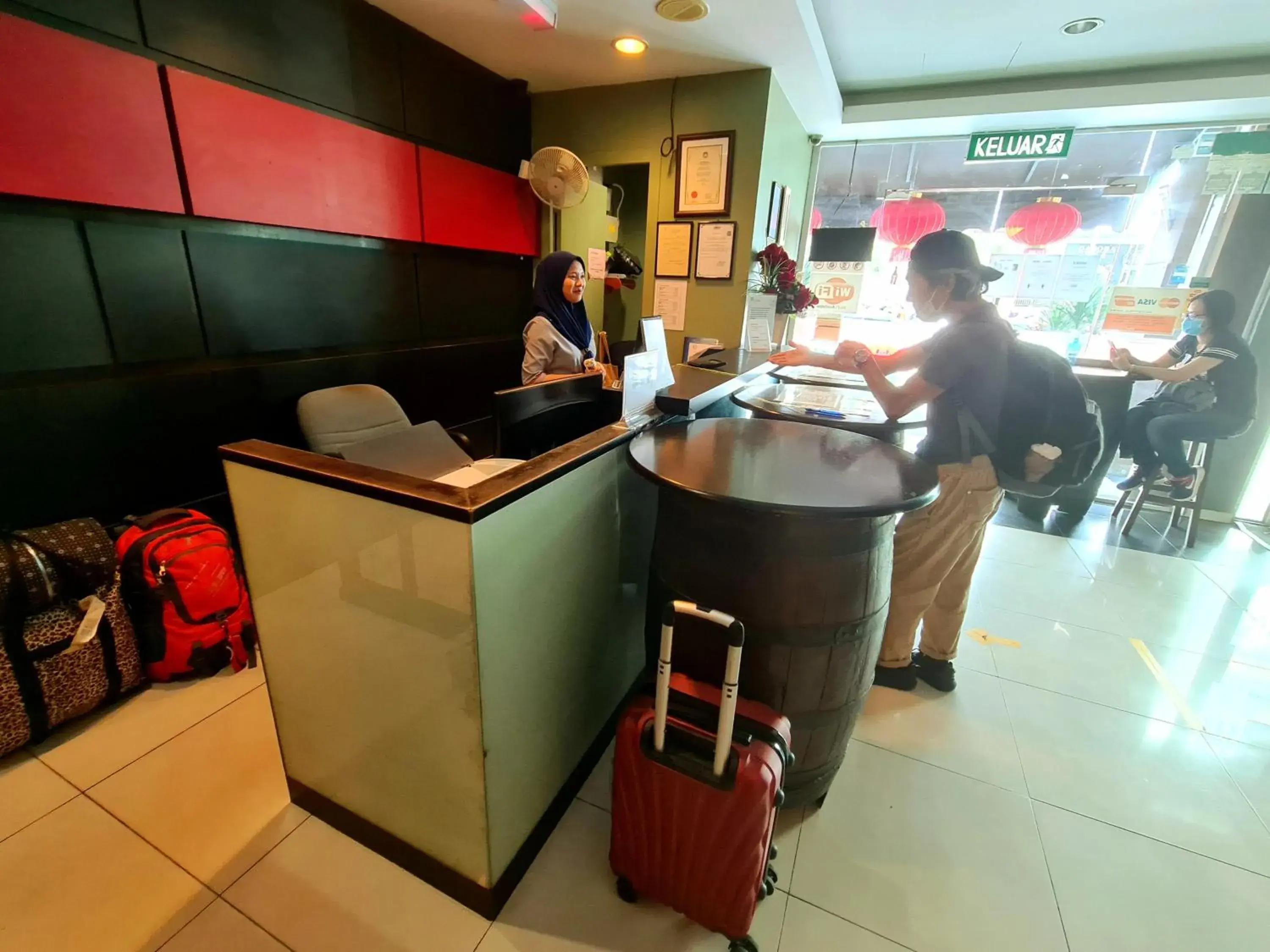 Staff in Bee Garden & BB Motel - Alor Setar Staff in Bee Garden & BB Motel - Alor Setar