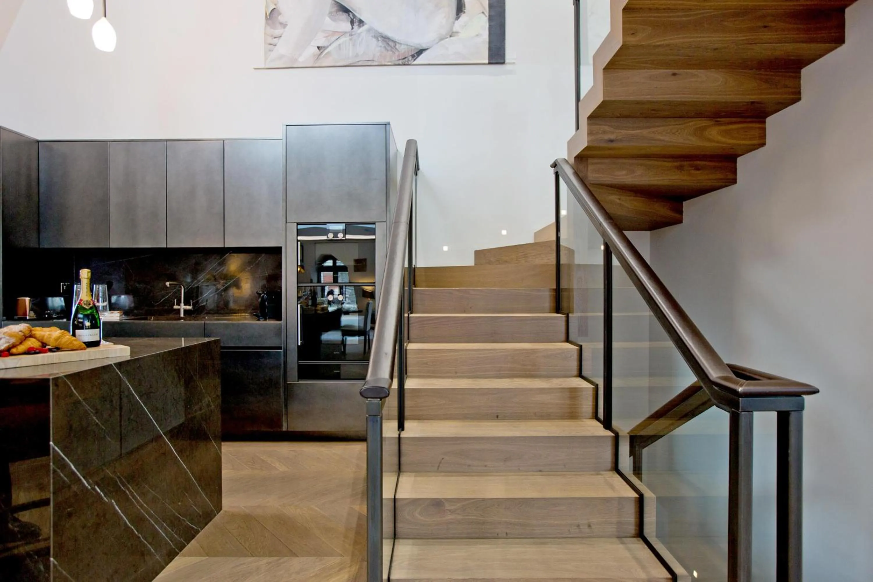 Kitchen or kitchenette in 37GS Residences