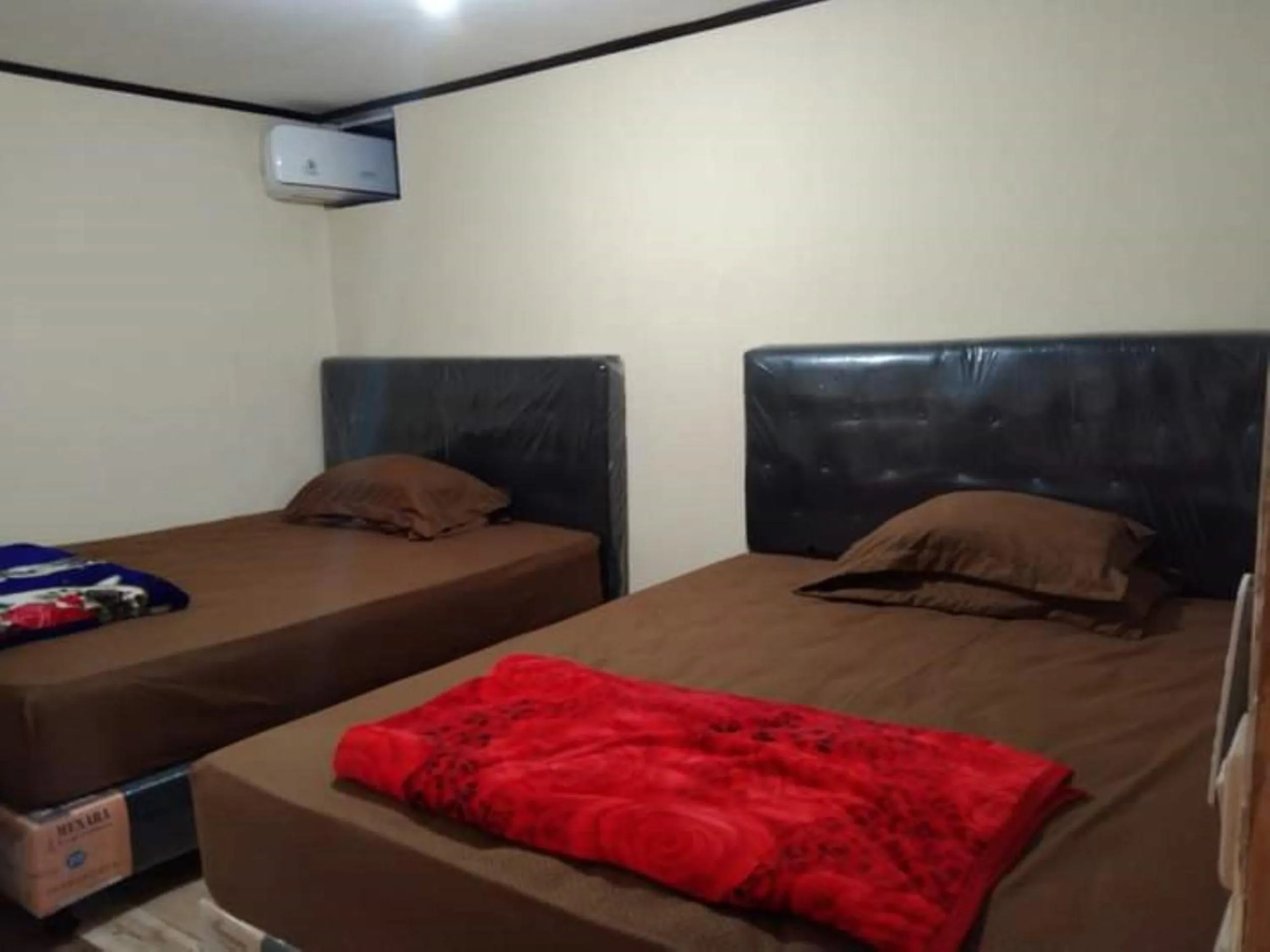 Bedroom, Bed in Penginapan Erbysa