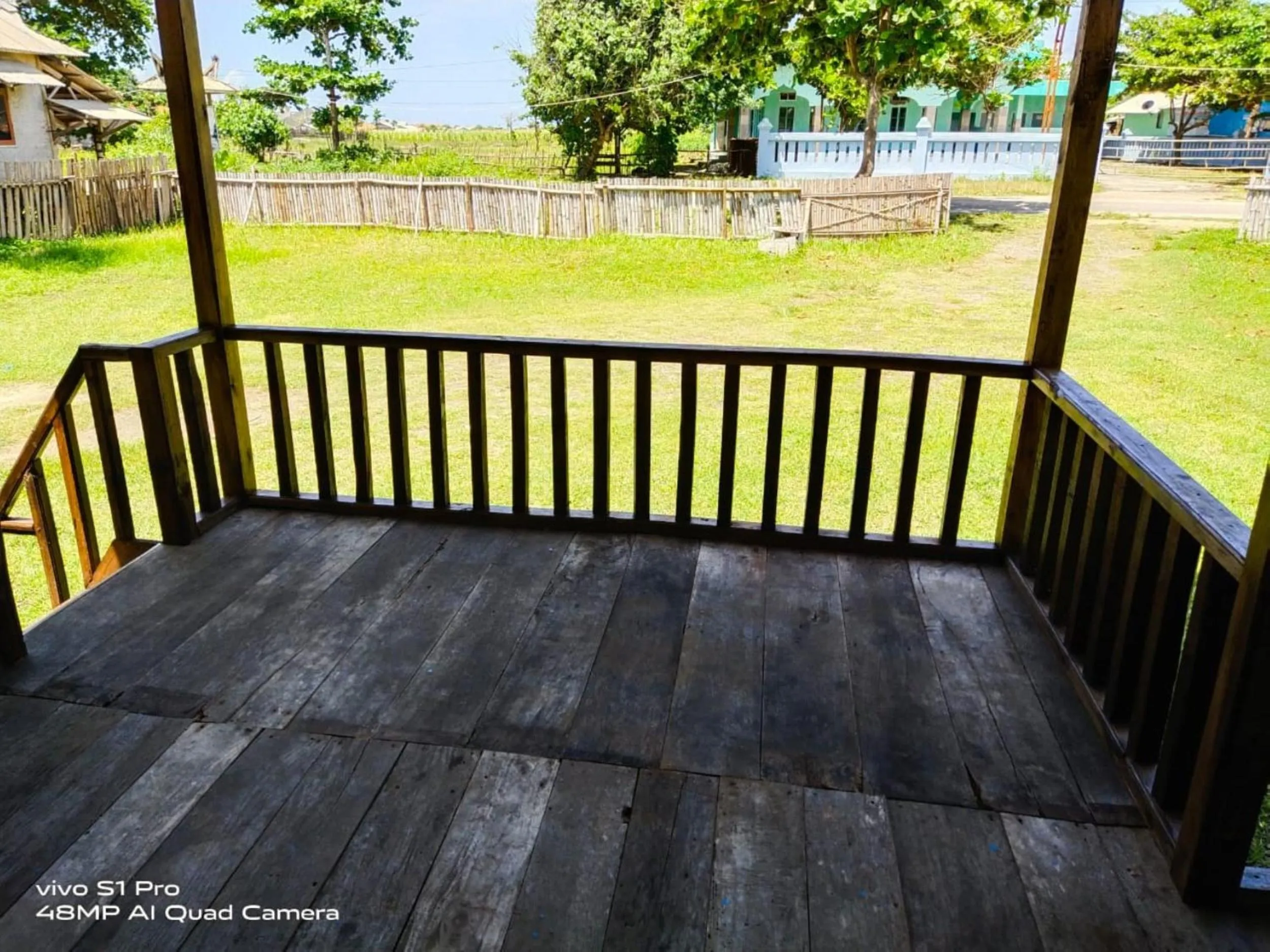 Balcony/Terrace in Penginapan Erbysa