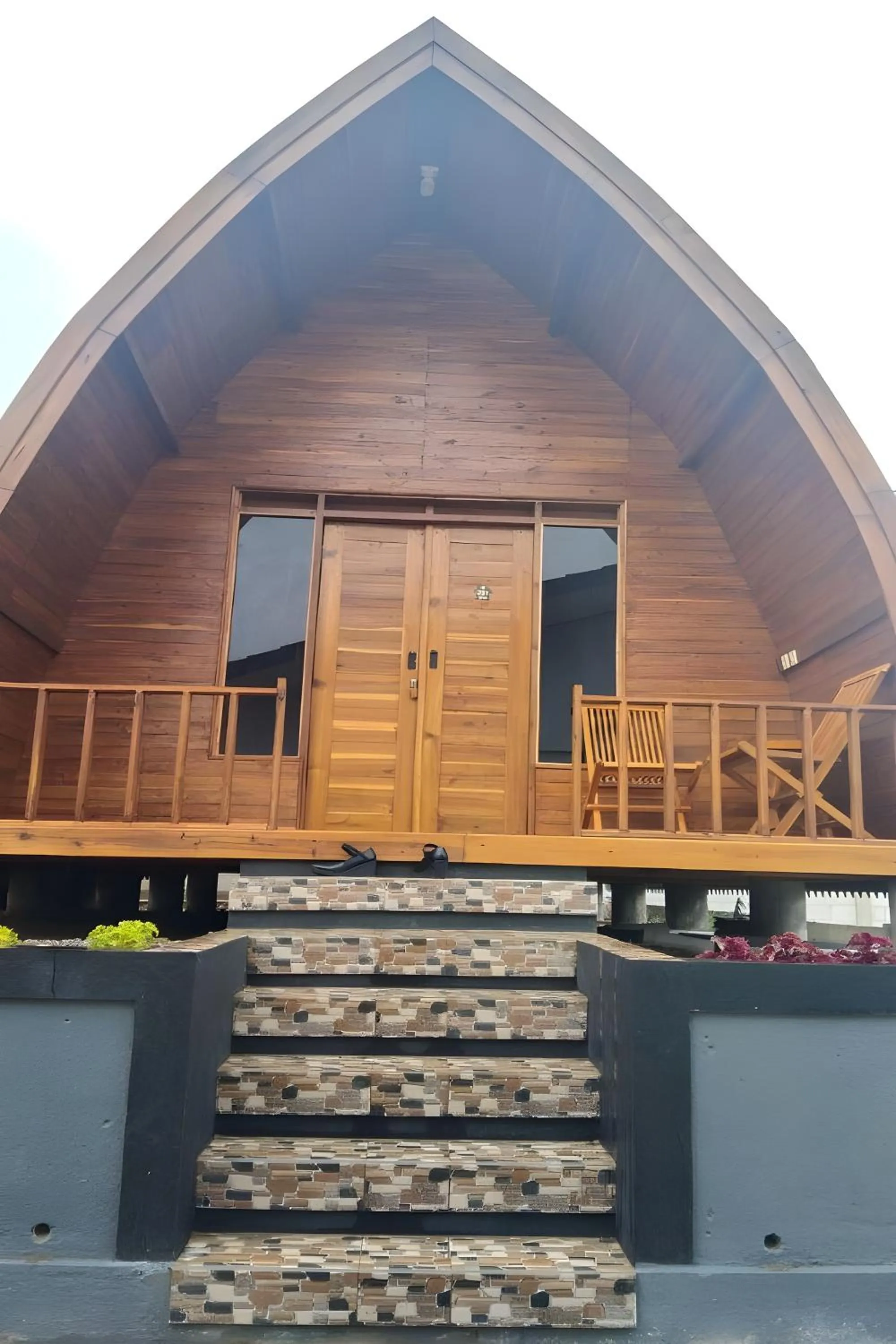 Property building in Penginapan Erbysa