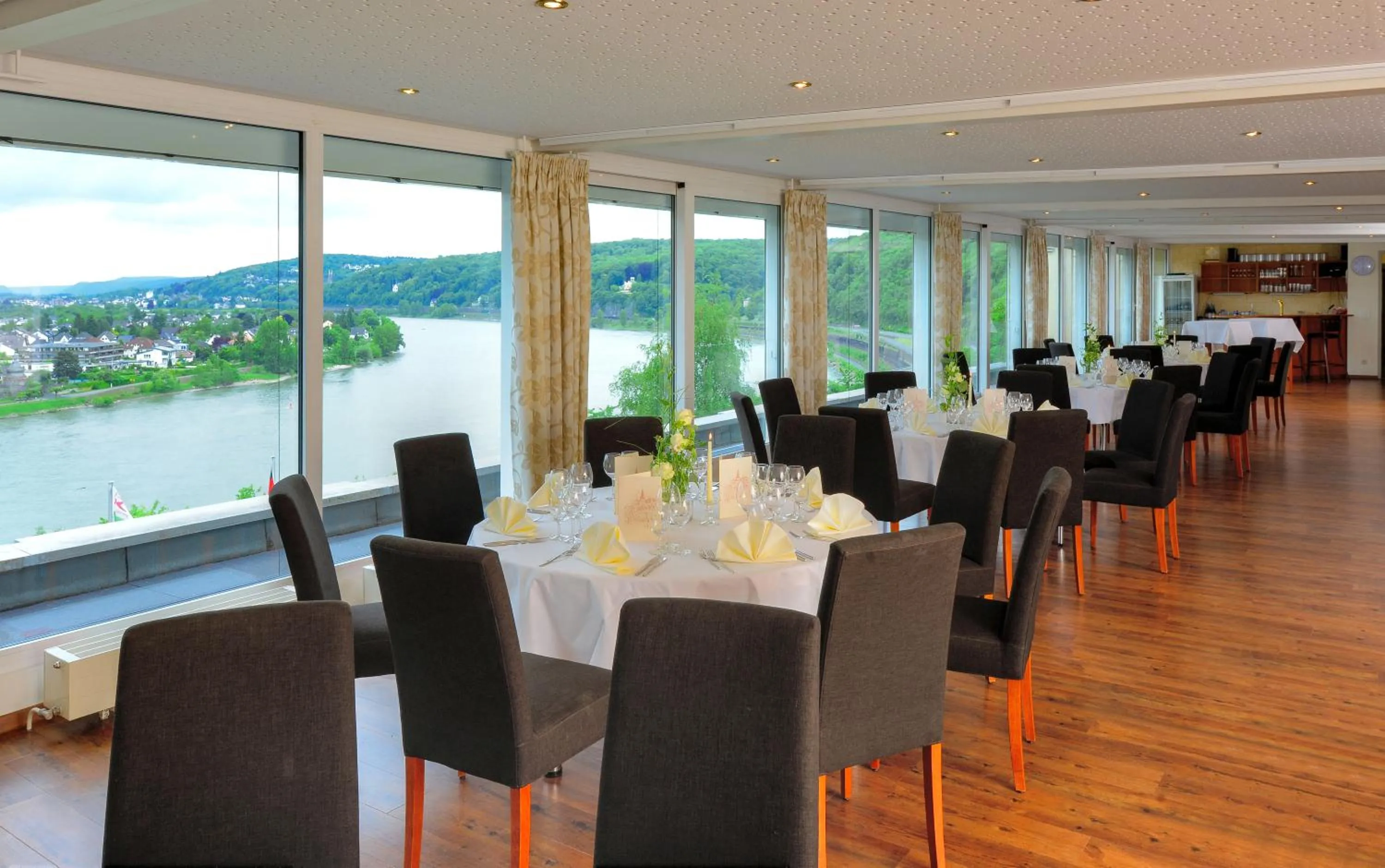 Restaurant/places to eat in Ringhotel Haus Oberwinter