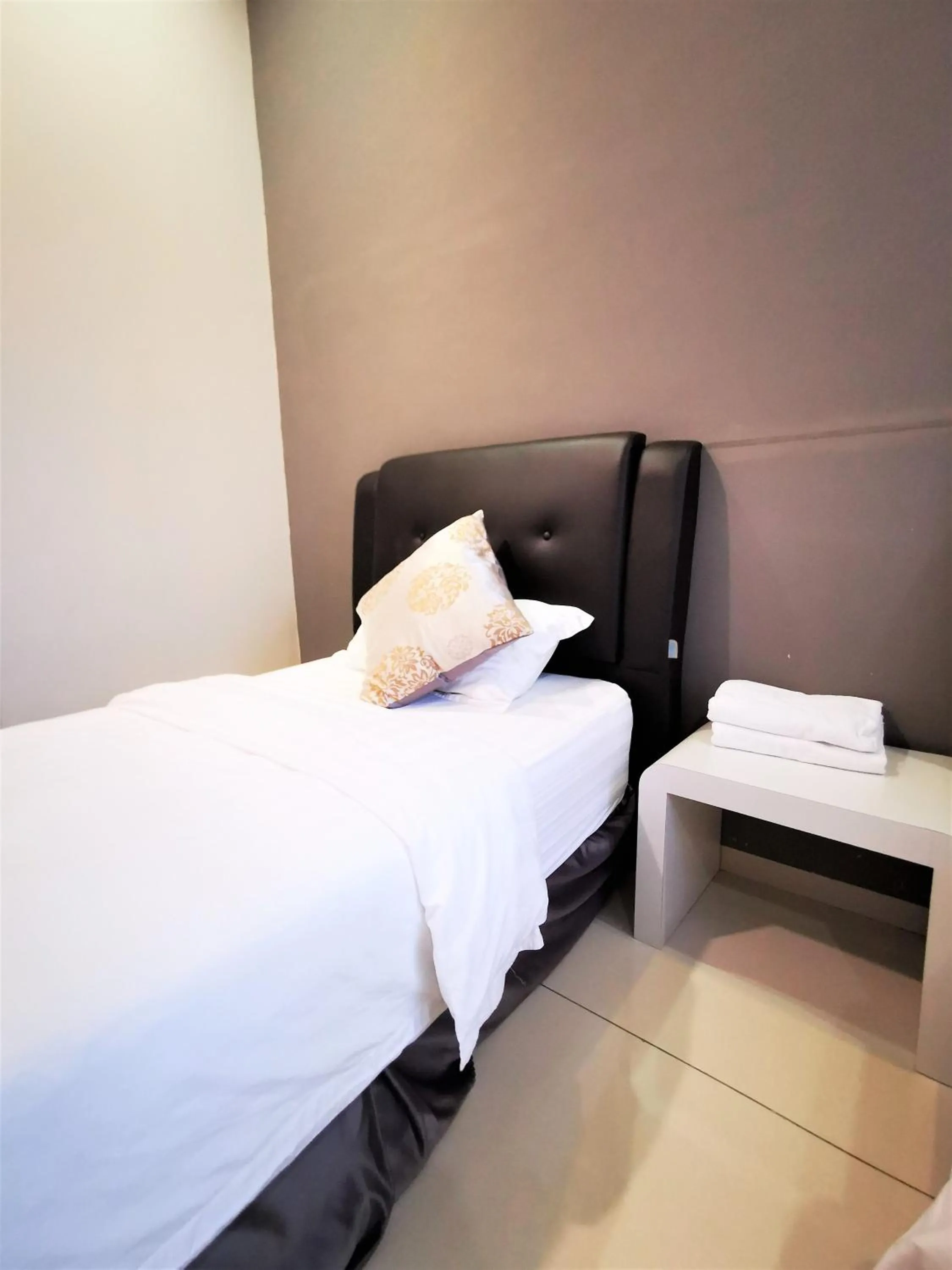Photo of the whole room, Bed in Warni Villa 13 Whole Or Room