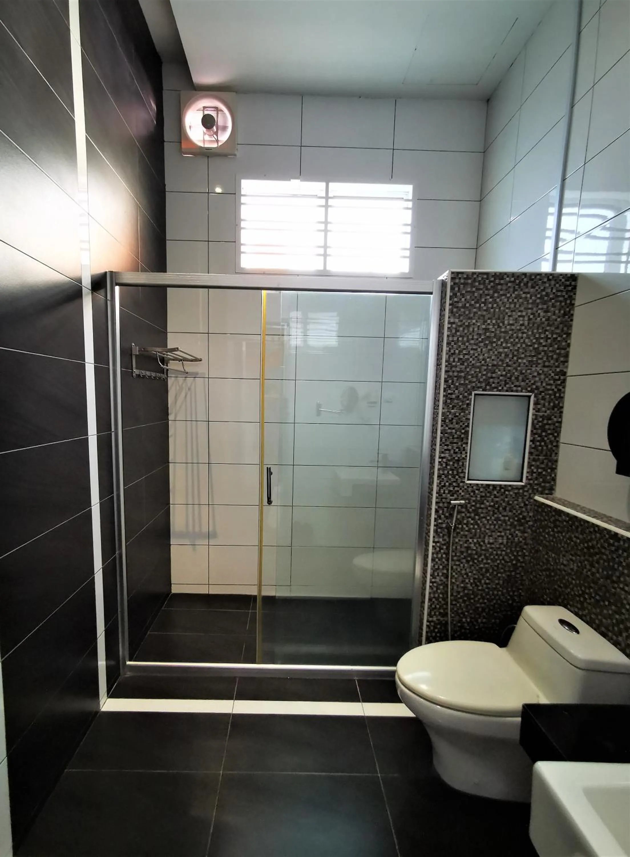Bathroom in Warni Villa 13 Whole Or Room