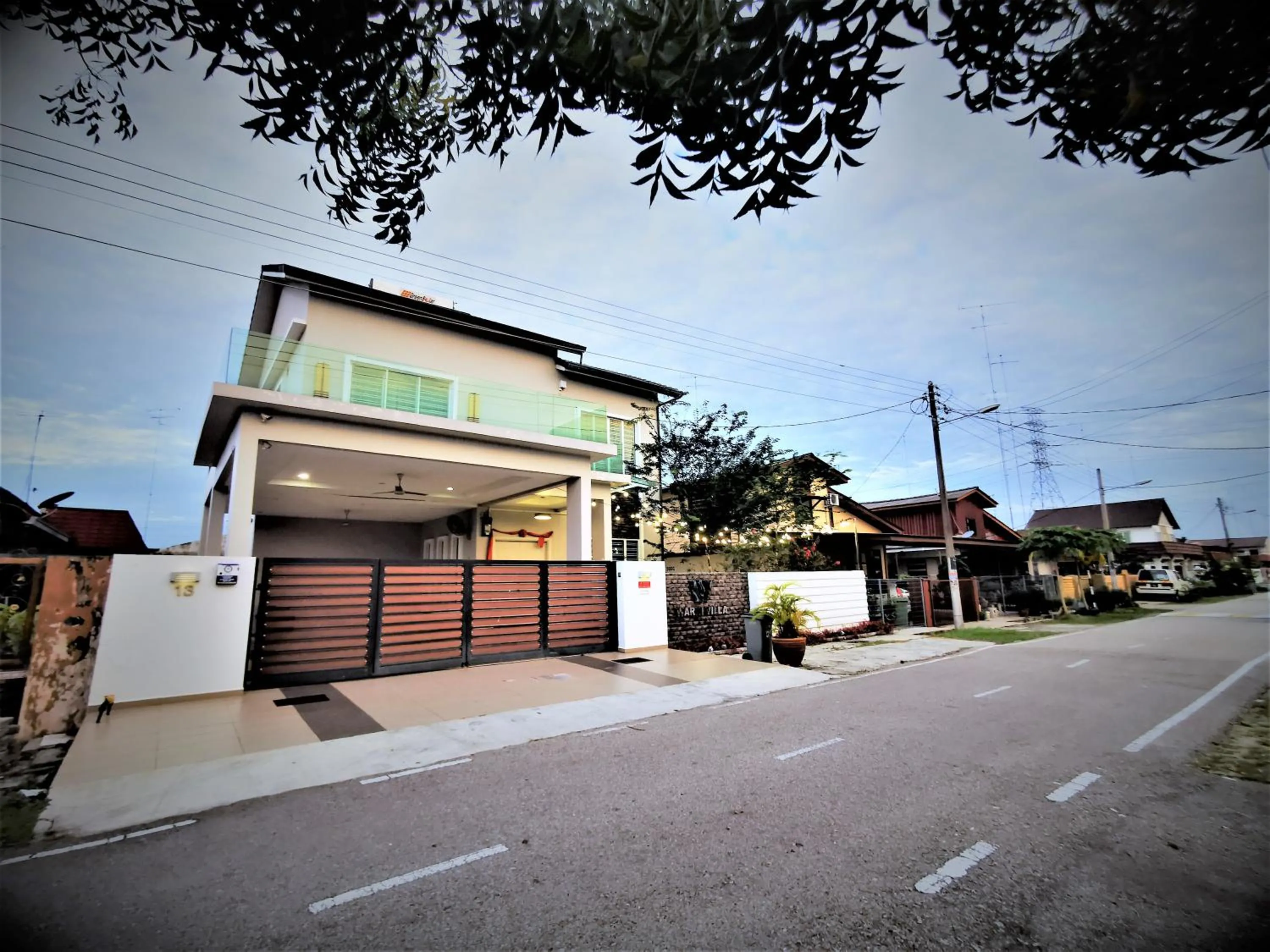 Facade/entrance in Warni Villa 13 Whole Or Room