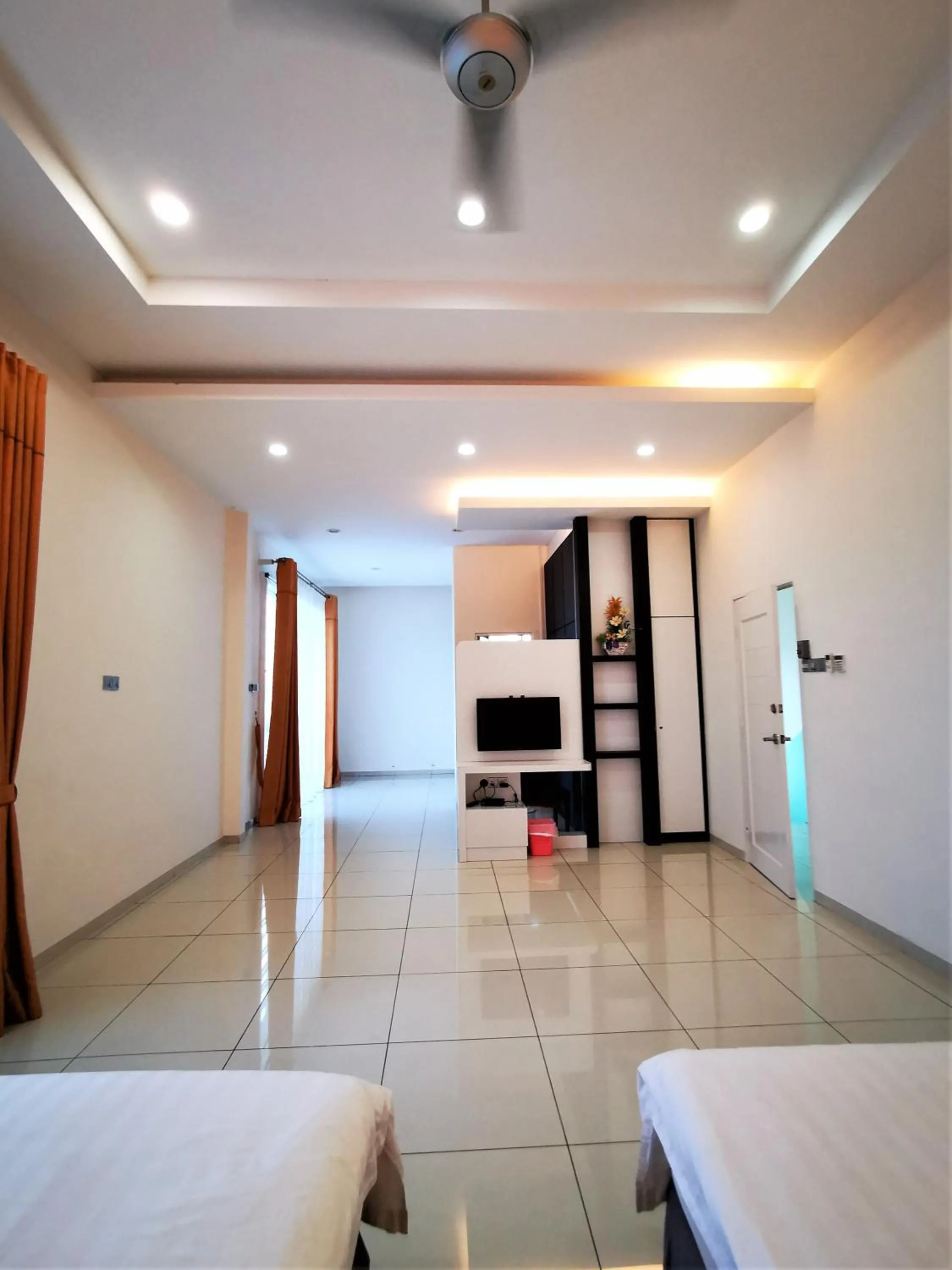 TV and multimedia, Bed in Warni Villa 13 Whole Or Room